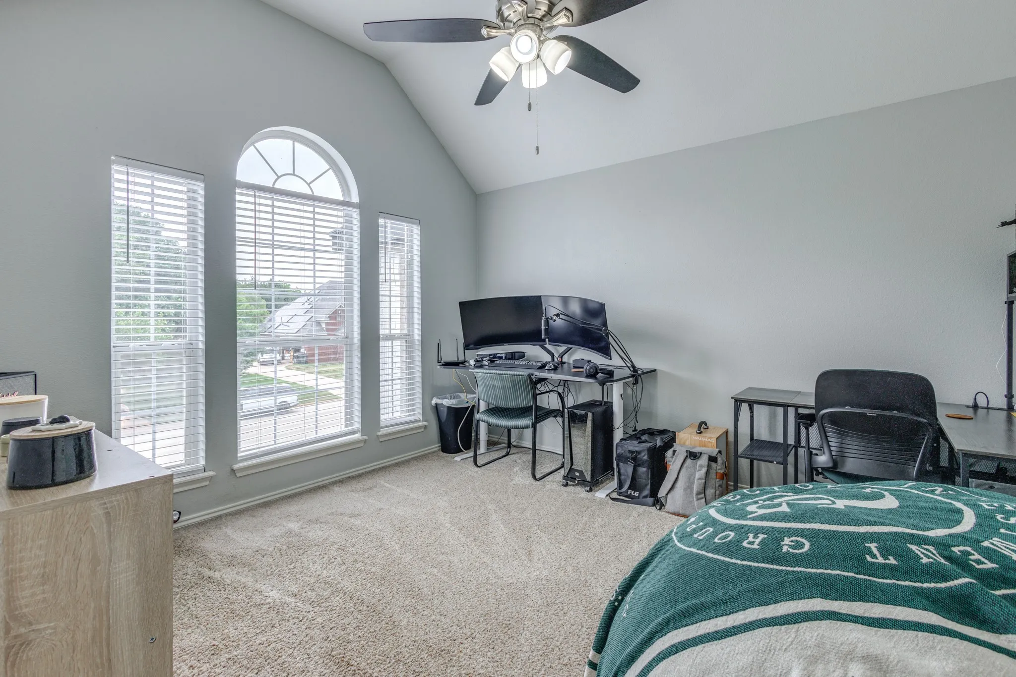 Single Family Residence For Sale in Taylor County , 1625 Lakeshore Drive, Abilene, Texas 79602, 5 Bedrooms, 4 Bathrooms, 3 Garage spaces, 3,640 Sqft, built in 1998, Price $550,000, mls#21276289, Real Estate Agent in Abilene, Homes For Sale in Taylor county, Homes For Sale in Abilene, Realtor in Abilene Texas, Real Estate Brokerage Independent Realty Texas, Luminita Cordes Realtor