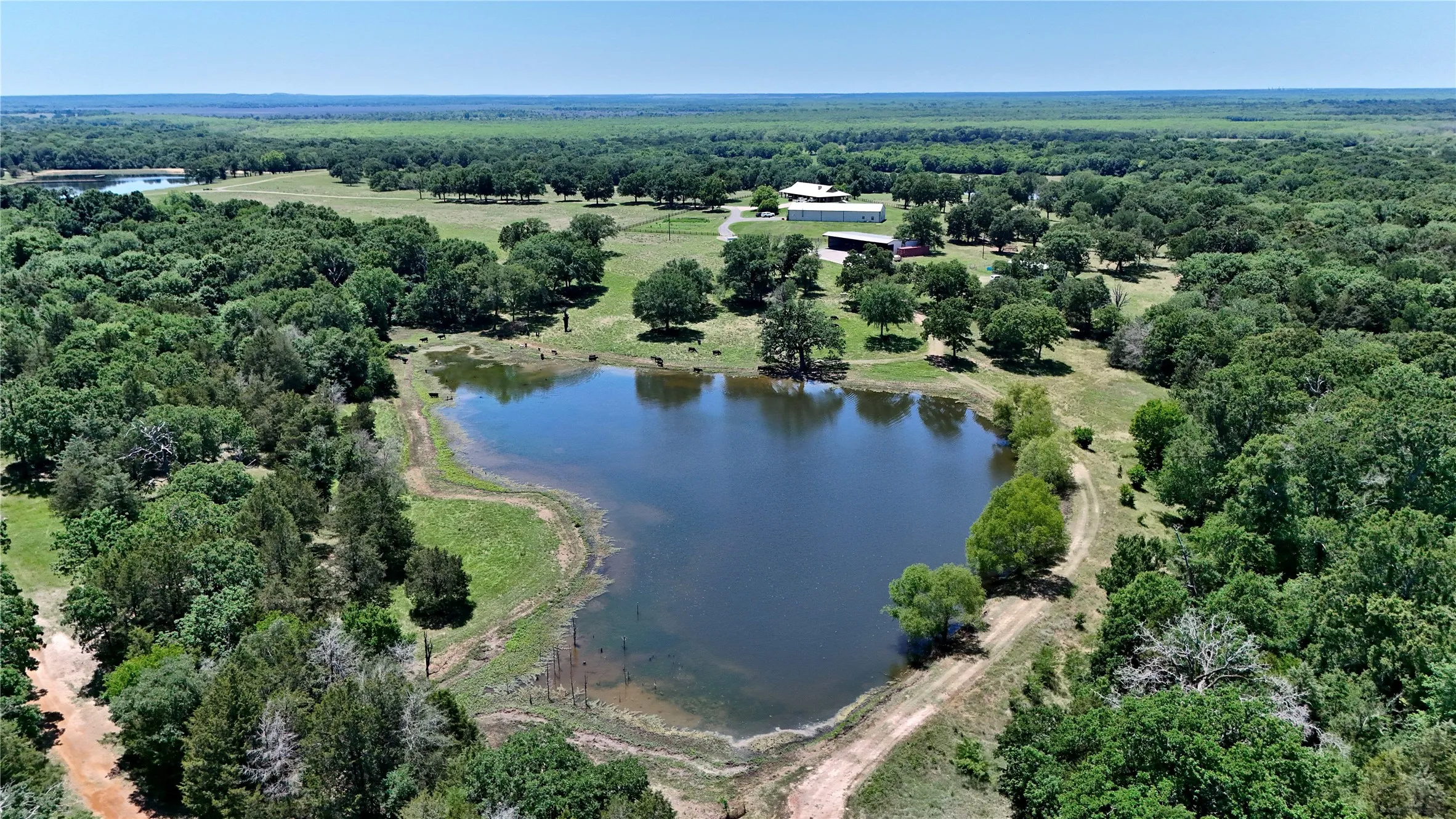 Single Family Residence For Sale in Anderson County , 1053 ACR 499, Athens, Texas 75751, 3 Bedroom, 2 Bathroom, 1 Garage spaces, 2,442 Sqft, built in 2003, mls#21277165, Real Estate Agent in Athens, Homes For Sale in Anderson county, Homes For Sale in Athens, Realtor in Athens Texas, Real Estate Brokerage Independent Realty Texas, Luminita Cordes Realtor