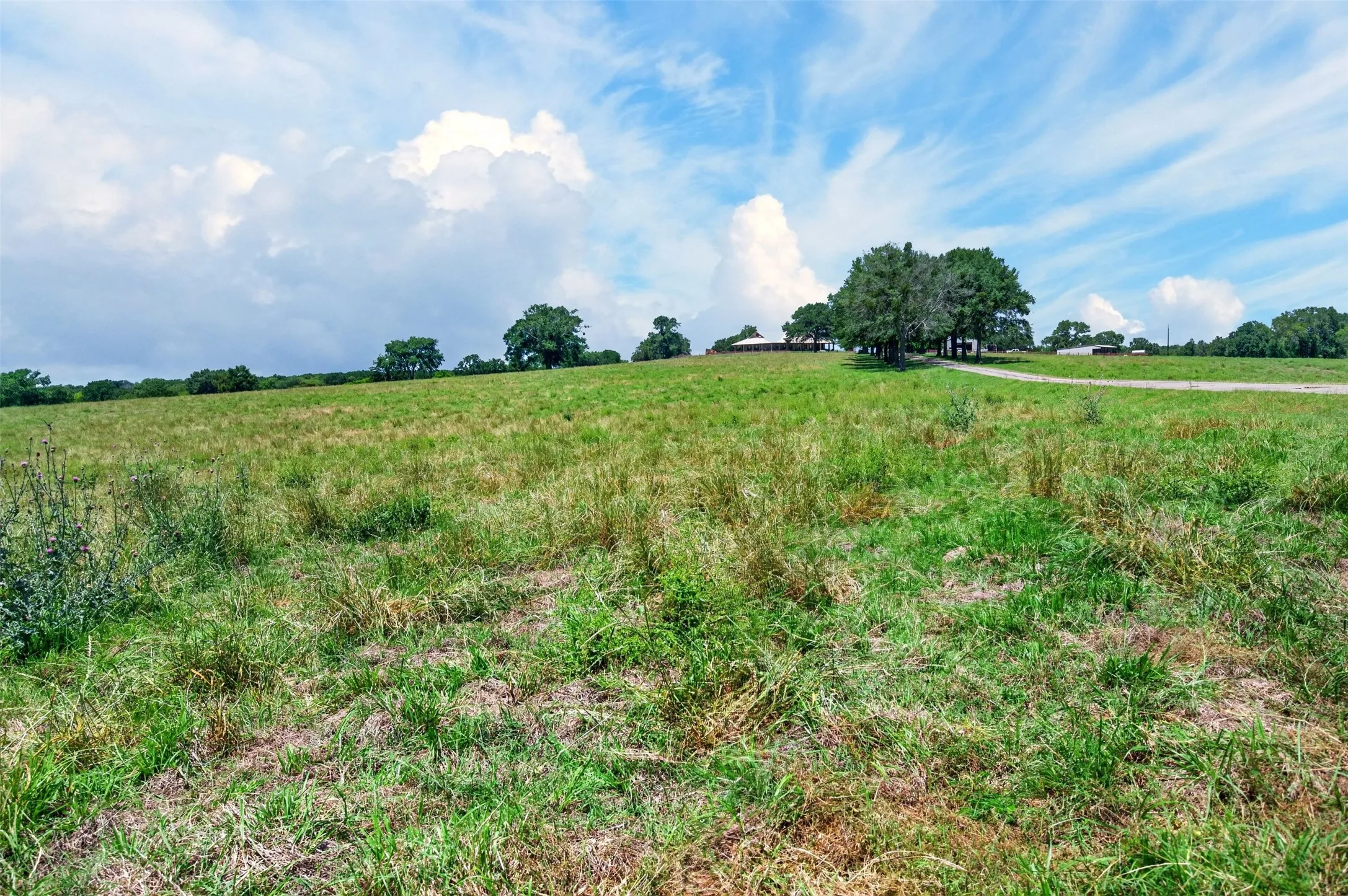 Single Family Residence For Sale in Anderson County , 1053 ACR 499, Athens, Texas 75751, 3 Bedroom, 2 Bathroom, 1 Garage spaces, 2,442 Sqft, built in 2003, mls#21277165, Real Estate Agent in Athens, Homes For Sale in Anderson county, Homes For Sale in Athens, Realtor in Athens Texas, Real Estate Brokerage Independent Realty Texas, Luminita Cordes Realtor