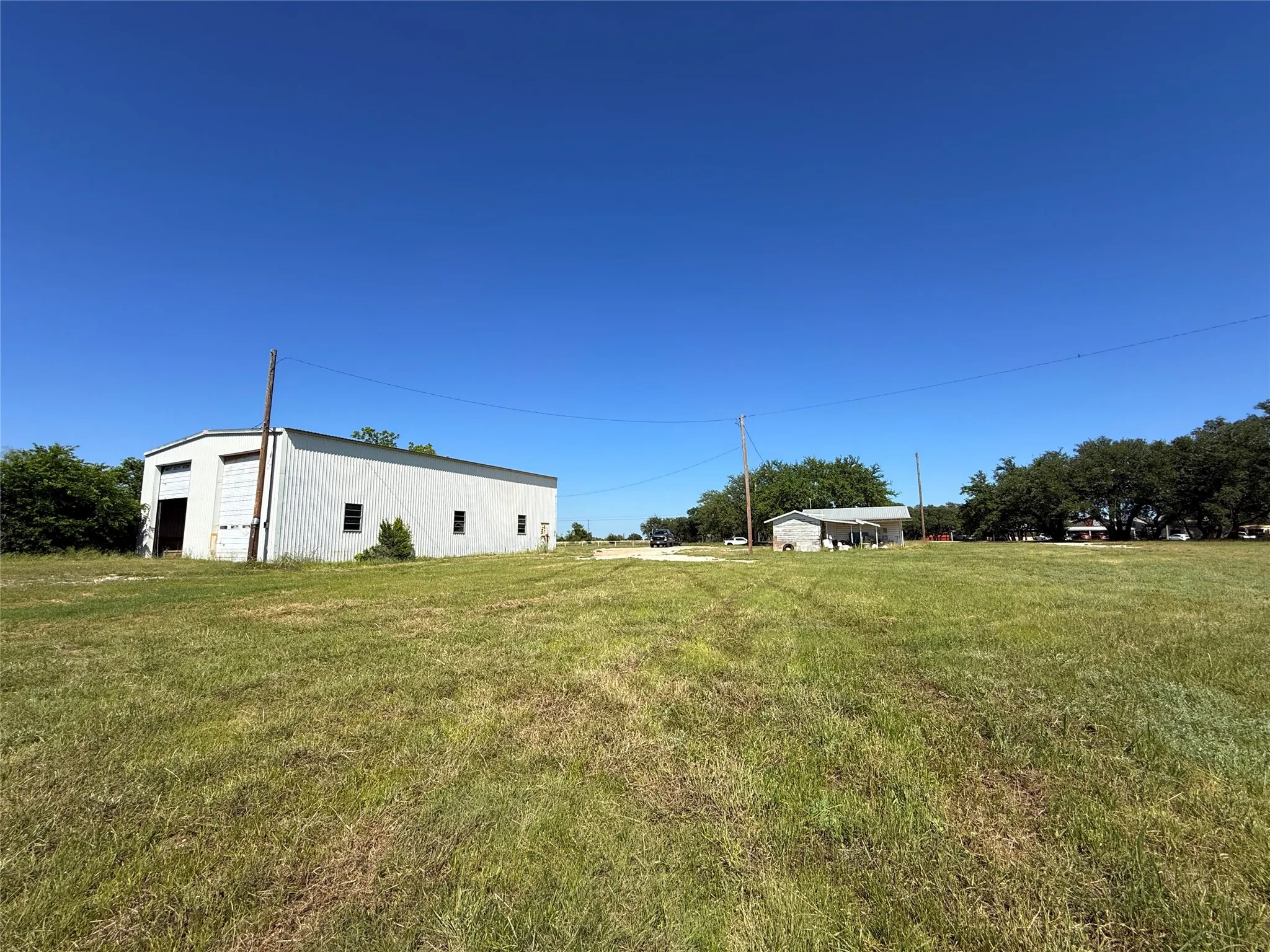 Improved Land For Sale in Hamilton County , 913 N Rice, Hamilton, Texas 76531, 0, 0, Garage spaces, 0 Sqft, built in 0, Price $450,000, mls#21278024, Real Estate Agent in Hamilton, Homes For Sale in Hamilton county, Homes For Sale in Hamilton, Realtor in Hamilton Texas, Real Estate Brokerage Independent Realty Texas, Luminita Cordes Realtor