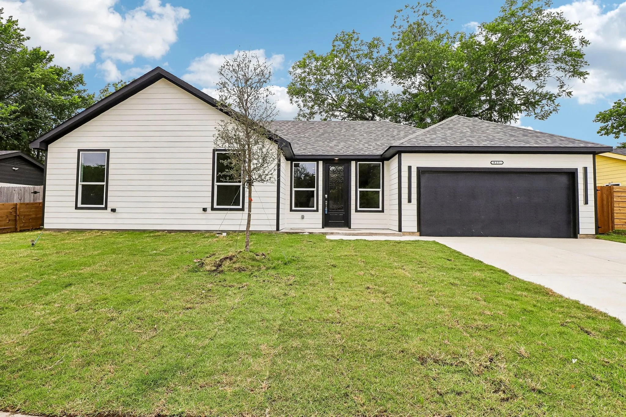 Single Family Residence For Sale in Dallas County , 827 Powell Circle, Mesquite, Texas 75149, 4 Bedroom, 2 Bathroom, 1 Garage spaces, 1,573 Sqft, built in 2026, mls#21278300, Real Estate Agent in Mesquite, Homes For Sale in Dallas county, Homes For Sale in Mesquite, Realtor in Mesquite Texas, Real Estate Brokerage Independent Realty Texas, Luminita Cordes Realtor
