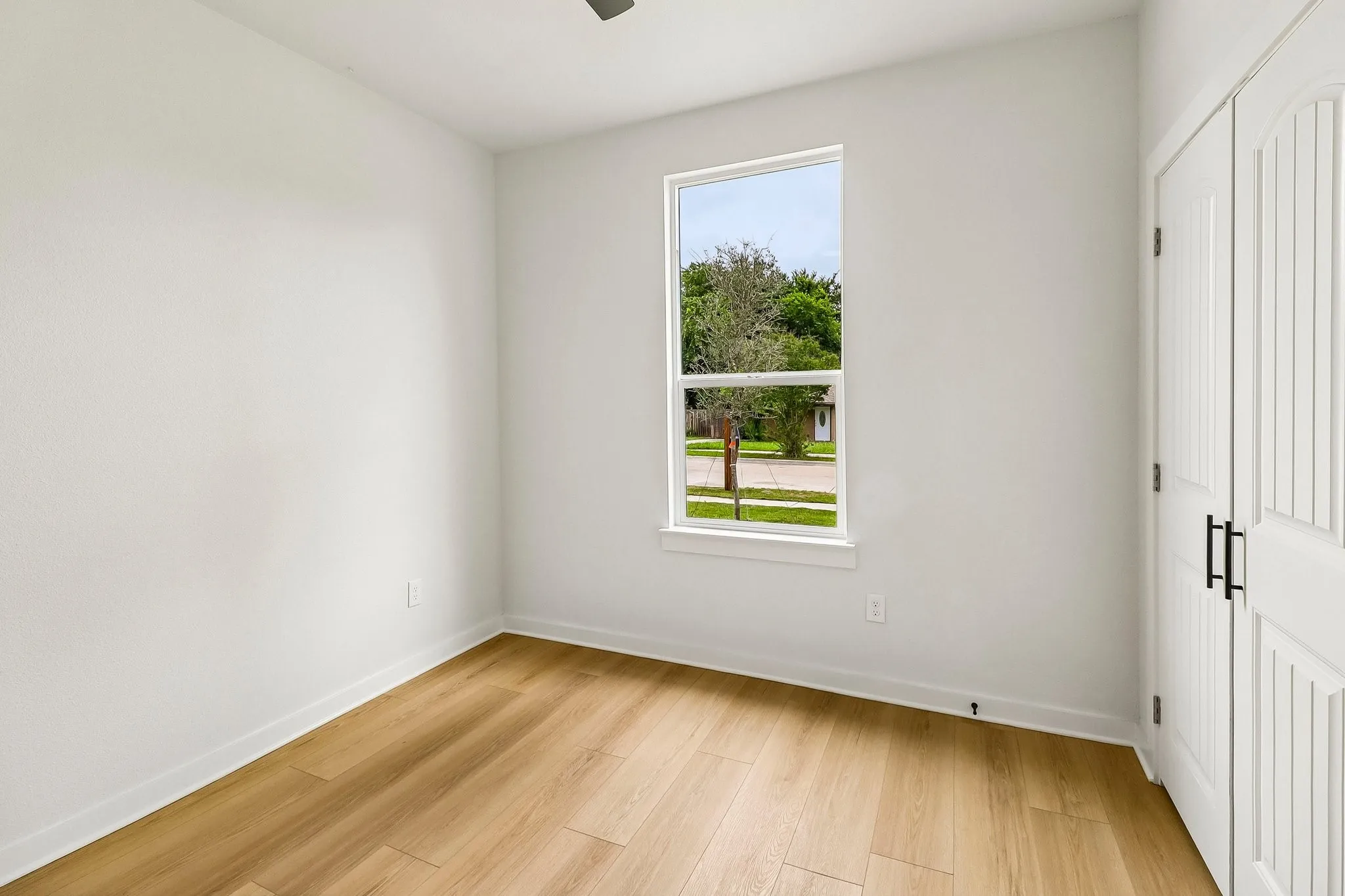 Single Family Residence For Sale in Dallas County , 827 Powell Circle, Mesquite, Texas 75149, 4 Bedroom, 2 Bathroom, 1 Garage spaces, 1,573 Sqft, built in 2026, mls#21278300, Real Estate Agent in Mesquite, Homes For Sale in Dallas county, Homes For Sale in Mesquite, Realtor in Mesquite Texas, Real Estate Brokerage Independent Realty Texas, Luminita Cordes Realtor