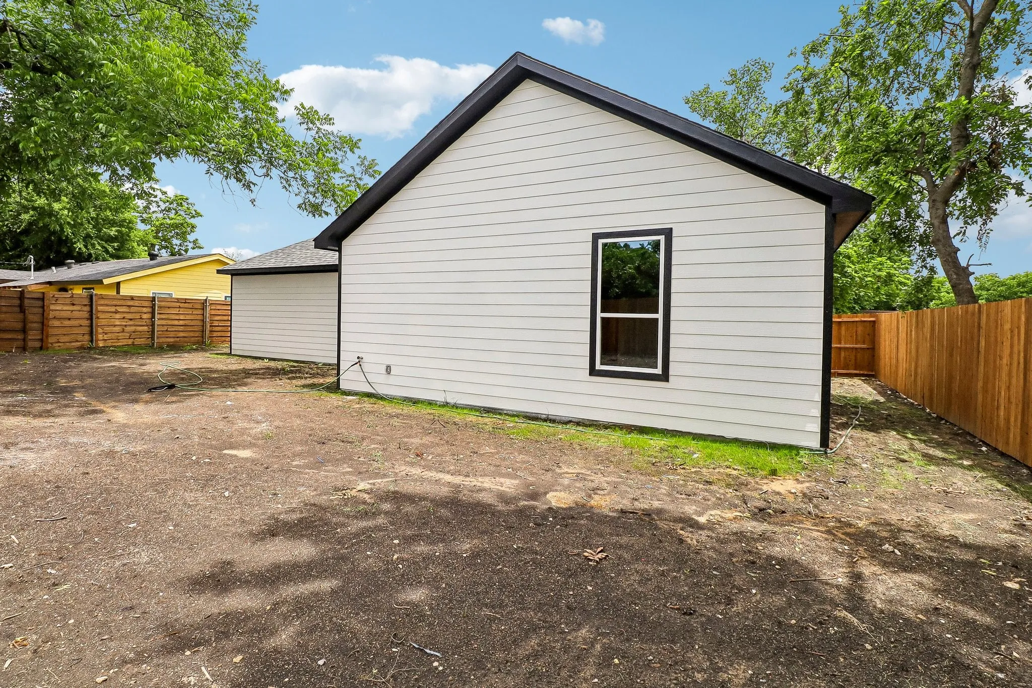 Single Family Residence For Sale in Dallas County , 827 Powell Circle, Mesquite, Texas 75149, 4 Bedroom, 2 Bathroom, 1 Garage spaces, 1,573 Sqft, built in 2026, mls#21278300, Real Estate Agent in Mesquite, Homes For Sale in Dallas county, Homes For Sale in Mesquite, Realtor in Mesquite Texas, Real Estate Brokerage Independent Realty Texas, Luminita Cordes Realtor