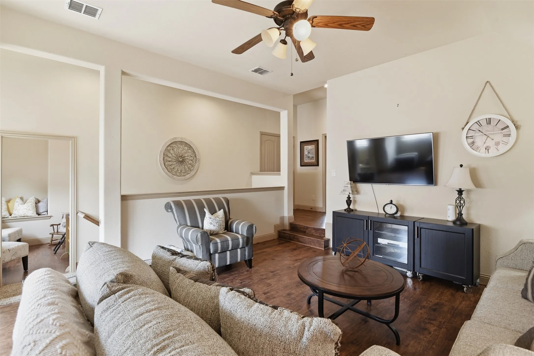 Single Family Residence For Sale in Rockwall County , 572 Louder Way, Fate, Texas 75087, 4 Bedroom, 3 Bathroom, 2 Garage spaces, 2,809 Sqft, built in 2011, mls#21273358, Real Estate Agent in Fate, Homes For Sale in Rockwall county, Homes For Sale in Fate, Realtor in Fate Texas, Real Estate Brokerage Independent Realty Texas, Luminita Cordes Realtor