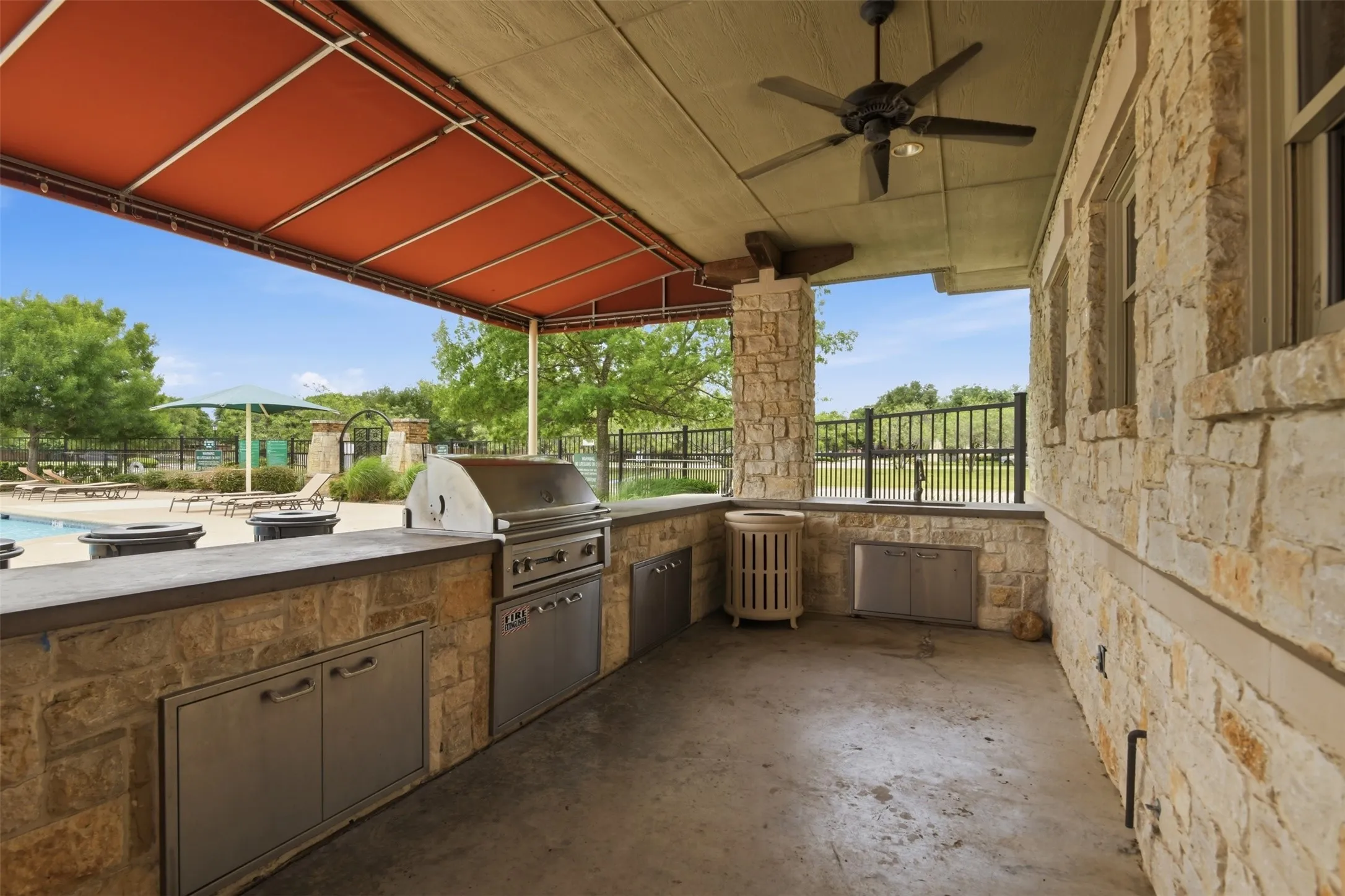 Single Family Residence For Sale in Rockwall County , 572 Louder Way, Fate, Texas 75087, 4 Bedroom, 3 Bathroom, 2 Garage spaces, 2,809 Sqft, built in 2011, mls#21273358, Real Estate Agent in Fate, Homes For Sale in Rockwall county, Homes For Sale in Fate, Realtor in Fate Texas, Real Estate Brokerage Independent Realty Texas, Luminita Cordes Realtor