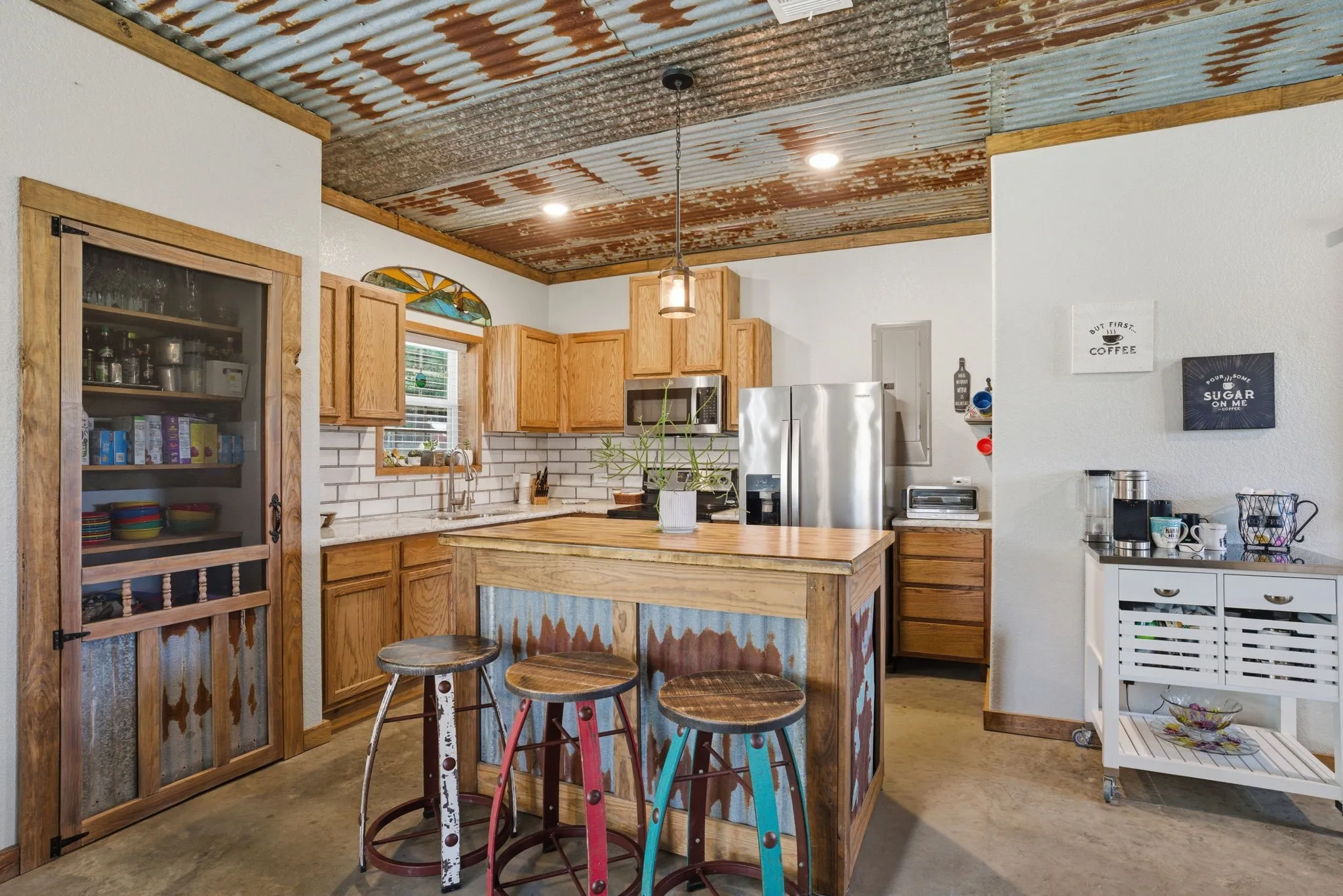 Full size Kitchen (15X12) and Large island with great storage