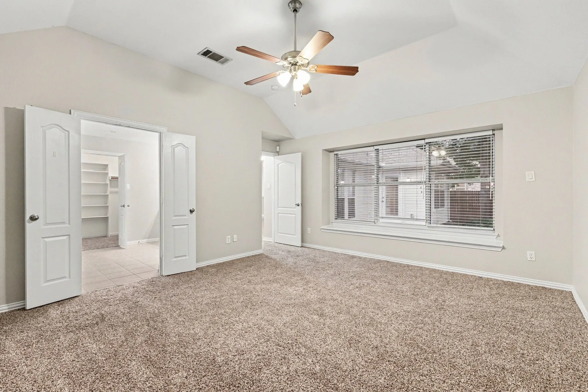 Single Family Residence For Sale in Denton County , 612 Alpine Cove, Flower Mound, Texas 75028, 4 Bedroom, 2 Bathroom, 2 Garage spaces, 2,211 Sqft, built in 1997, mls#21278374, Real Estate Agent in Flower Mound, Homes For Sale in Denton county, Homes For Sale in Flower Mound, Realtor in Flower Mound Texas, Real Estate Brokerage Independent Realty Texas, Luminita Cordes Realtor