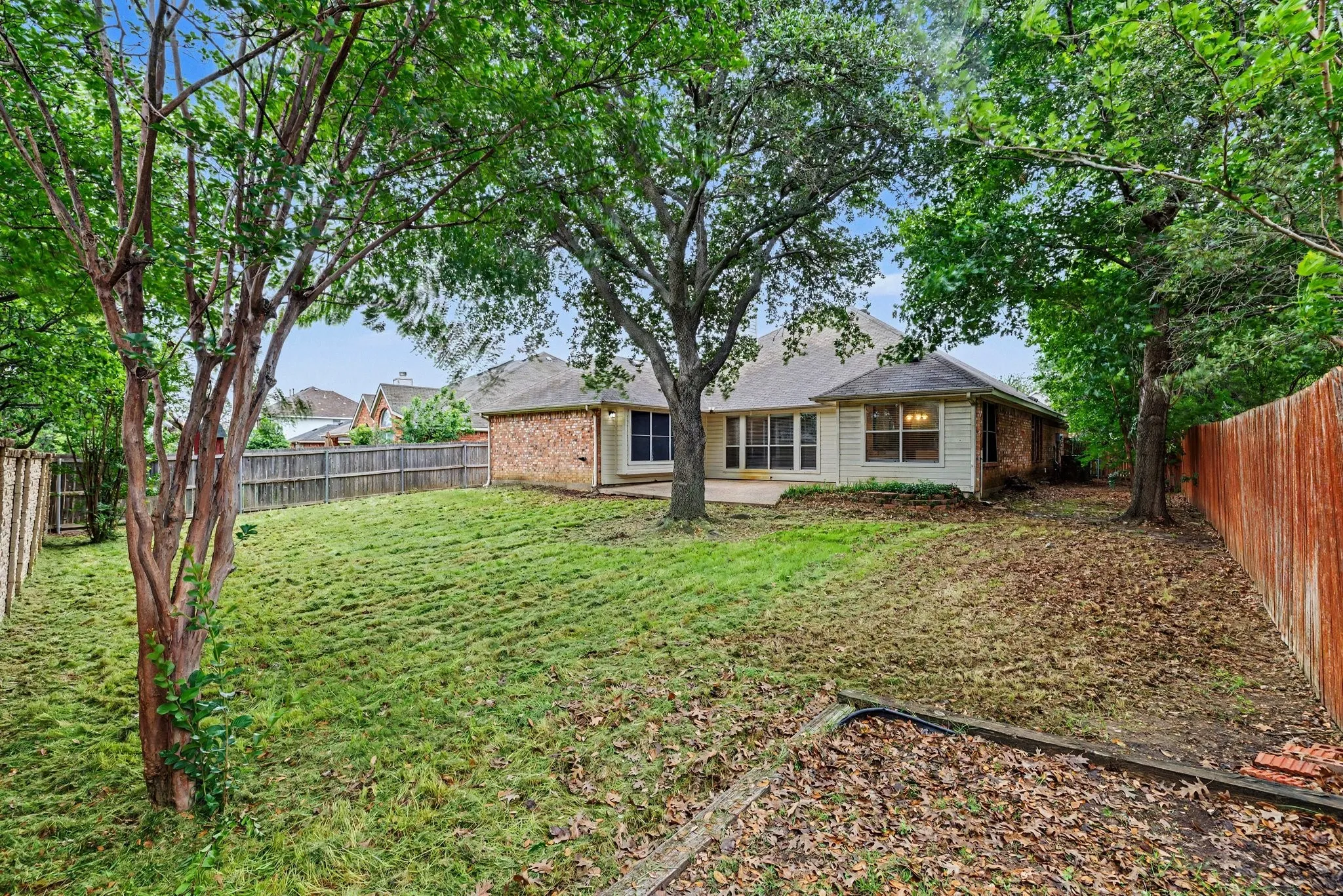Single Family Residence For Sale in Denton County , 612 Alpine Cove, Flower Mound, Texas 75028, 4 Bedroom, 2 Bathroom, 2 Garage spaces, 2,211 Sqft, built in 1997, mls#21278374, Real Estate Agent in Flower Mound, Homes For Sale in Denton county, Homes For Sale in Flower Mound, Realtor in Flower Mound Texas, Real Estate Brokerage Independent Realty Texas, Luminita Cordes Realtor