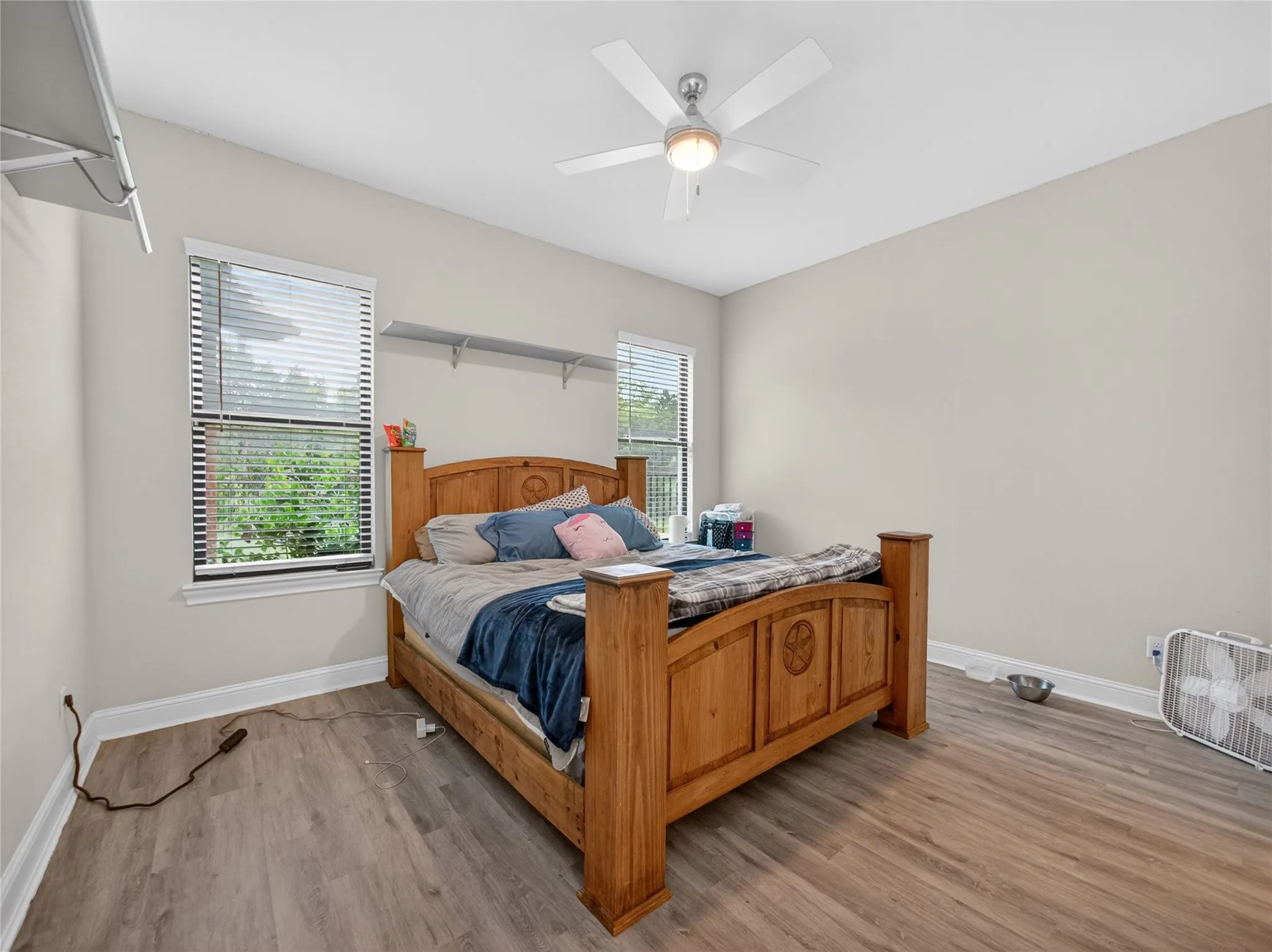 Single Family Residence For Sale in Hill County , 18107 Forrest Drive, Whitney, Texas 76692, 3 Bedroom, 4 Bathroom, 2 Garage spaces, 2,415 Sqft, built in 2022, mls#21275133, Real Estate Agent in Whitney, Homes For Sale in Hill county, Homes For Sale in Whitney, Realtor in Whitney Texas, Real Estate Brokerage Independent Realty Texas, Luminita Cordes Realtor