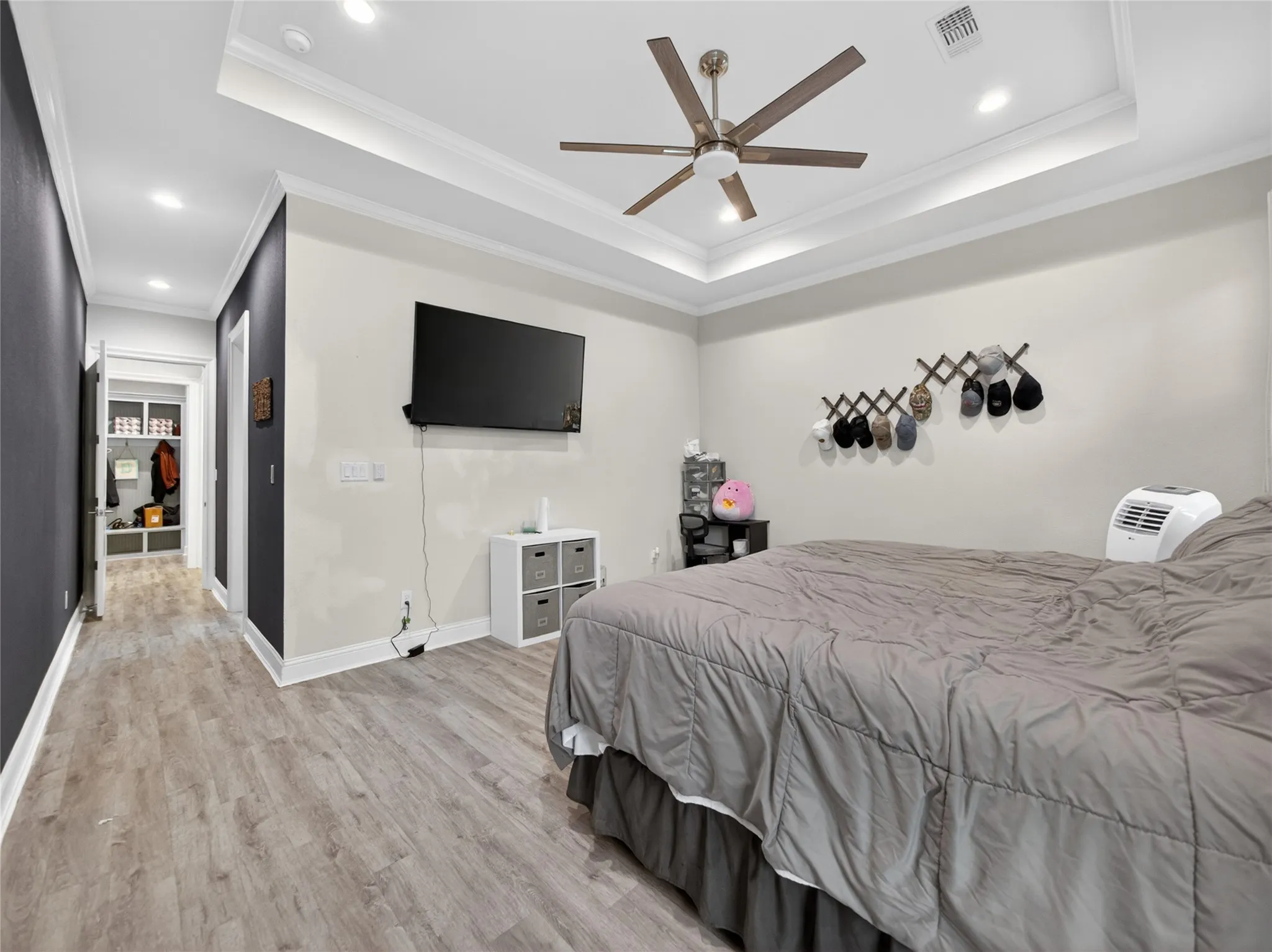 Single Family Residence For Sale in Hill County , 18107 Forrest Drive, Whitney, Texas 76692, 3 Bedroom, 4 Bathroom, 2 Garage spaces, 2,415 Sqft, built in 2022, mls#21275133, Real Estate Agent in Whitney, Homes For Sale in Hill county, Homes For Sale in Whitney, Realtor in Whitney Texas, Real Estate Brokerage Independent Realty Texas, Luminita Cordes Realtor