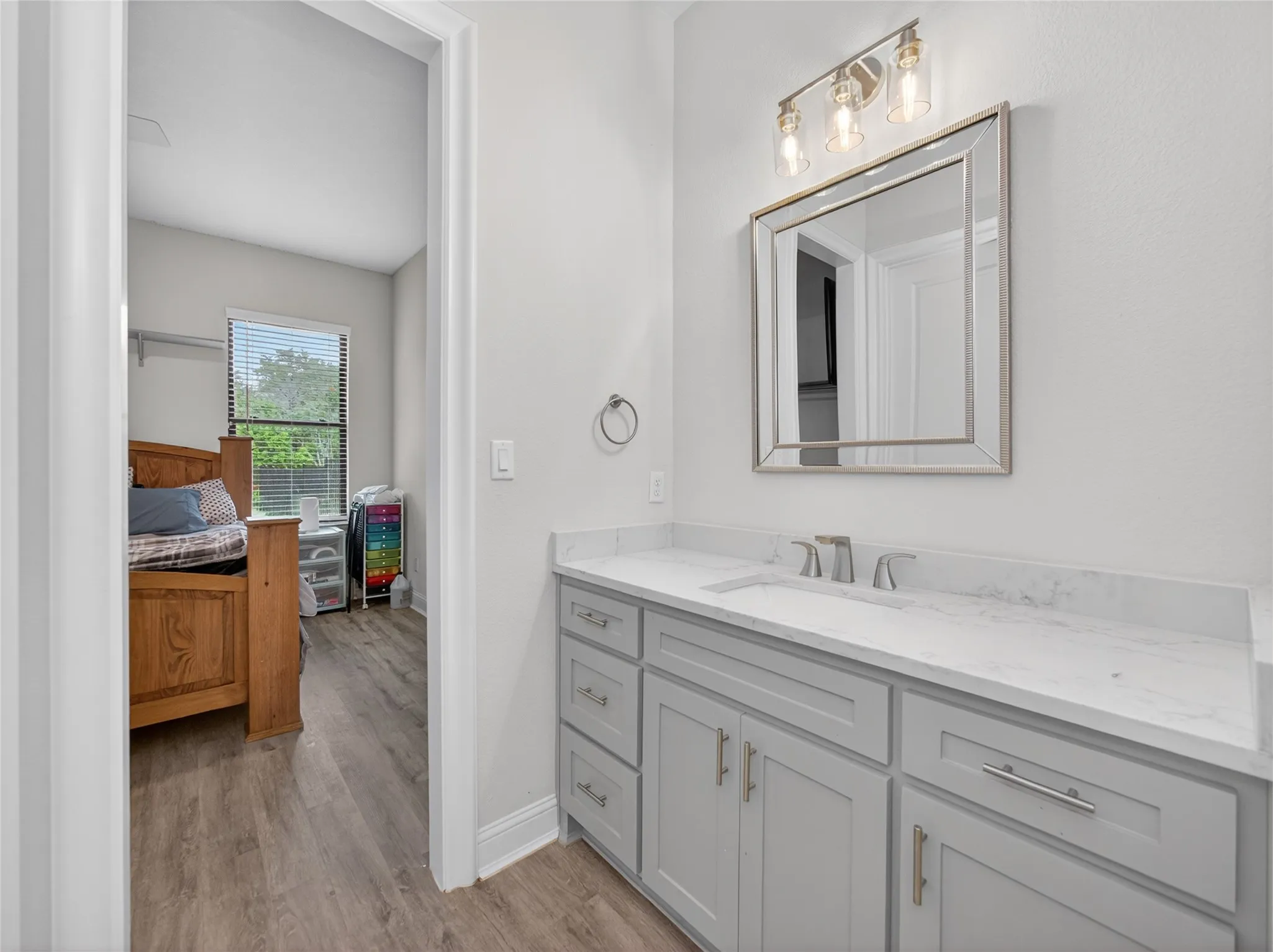 Single Family Residence For Sale in Hill County , 18107 Forrest Drive, Whitney, Texas 76692, 3 Bedroom, 4 Bathroom, 2 Garage spaces, 2,415 Sqft, built in 2022, mls#21275133, Real Estate Agent in Whitney, Homes For Sale in Hill county, Homes For Sale in Whitney, Realtor in Whitney Texas, Real Estate Brokerage Independent Realty Texas, Luminita Cordes Realtor
