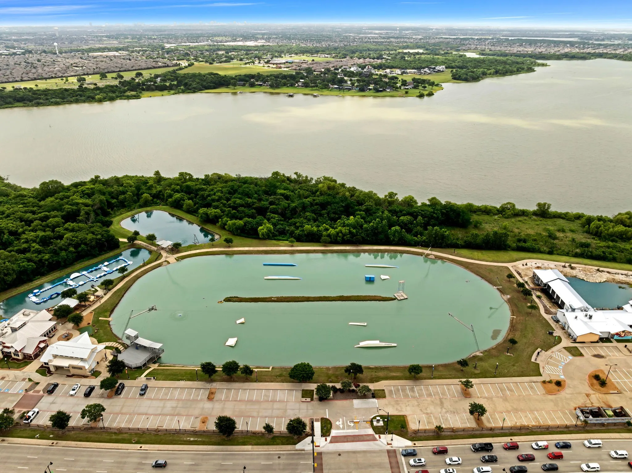 Single Family Residence For Sale in Denton County , 105 Alice Drive, Little Elm, Texas 75068, 3 Bedroom, 2 Bathroom, Garage spaces, 1,595 Sqft, built in 1988, mls#21277339, Real Estate Agent in Little Elm, Homes For Sale in Denton county, Homes For Sale in Little Elm, Realtor in Little Elm Texas, Real Estate Brokerage Independent Realty Texas, Luminita Cordes Realtor