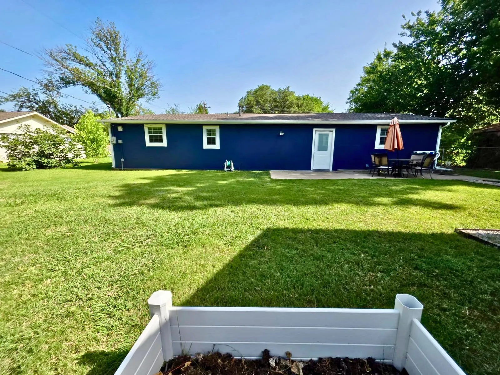 Single Family Residence For Sale in Denton County , 105 Alice Drive, Little Elm, Texas 75068, 3 Bedroom, 2 Bathroom, Garage spaces, 1,595 Sqft, built in 1988, mls#21277339, Real Estate Agent in Little Elm, Homes For Sale in Denton county, Homes For Sale in Little Elm, Realtor in Little Elm Texas, Real Estate Brokerage Independent Realty Texas, Luminita Cordes Realtor