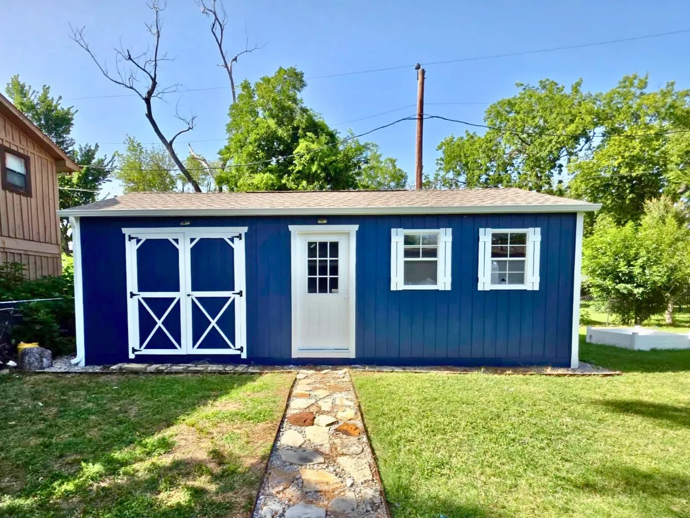Single Family Residence For Sale in Denton County , 105 Alice Drive, Little Elm, Texas 75068, 3 Bedroom, 2 Bathroom, Garage spaces, 1,595 Sqft, built in 1988, mls#21277339, Real Estate Agent in Little Elm, Homes For Sale in Denton county, Homes For Sale in Little Elm, Realtor in Little Elm Texas, Real Estate Brokerage Independent Realty Texas, Luminita Cordes Realtor