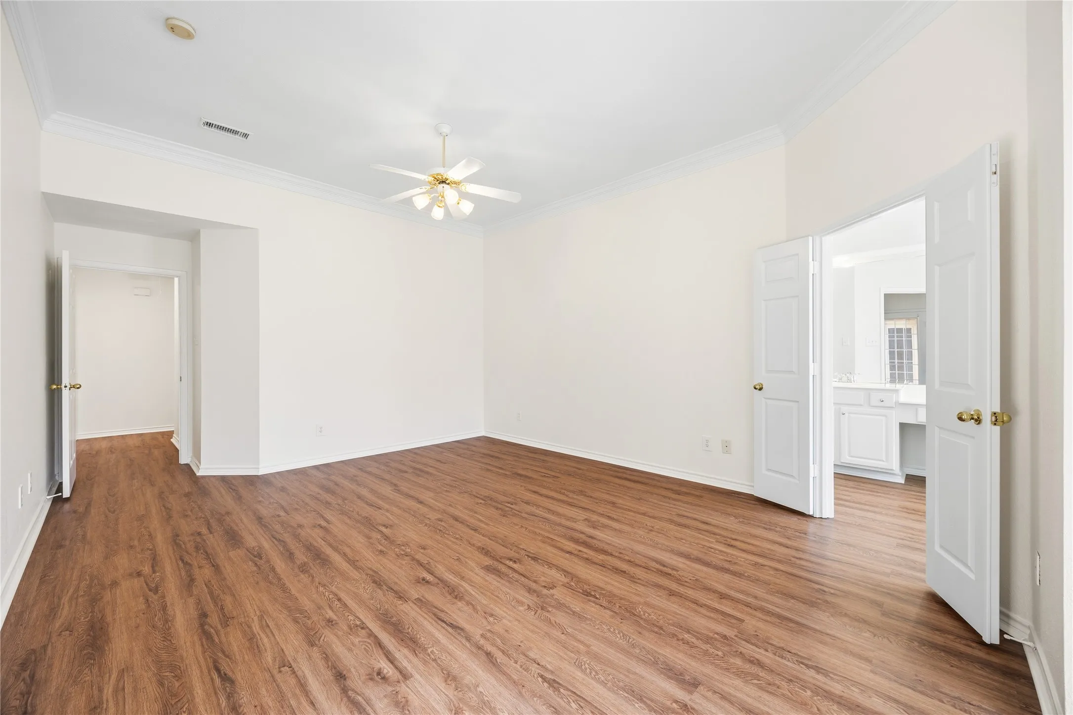Single Family Residence For Sale in Collin County , 1500 Falmouth Drive, Plano, Texas 75025, 3 Bedrooms, 2 Bathrooms, 2 Garage spaces, 2,234 Sqft, built in 1995, Price $469,000, mls#21259304, Real Estate Agent in Plano, Homes For Sale in Collin county, Homes For Sale in Plano, Realtor in Plano Texas, Real Estate Brokerage Independent Realty Texas, Luminita Cordes Realtor
