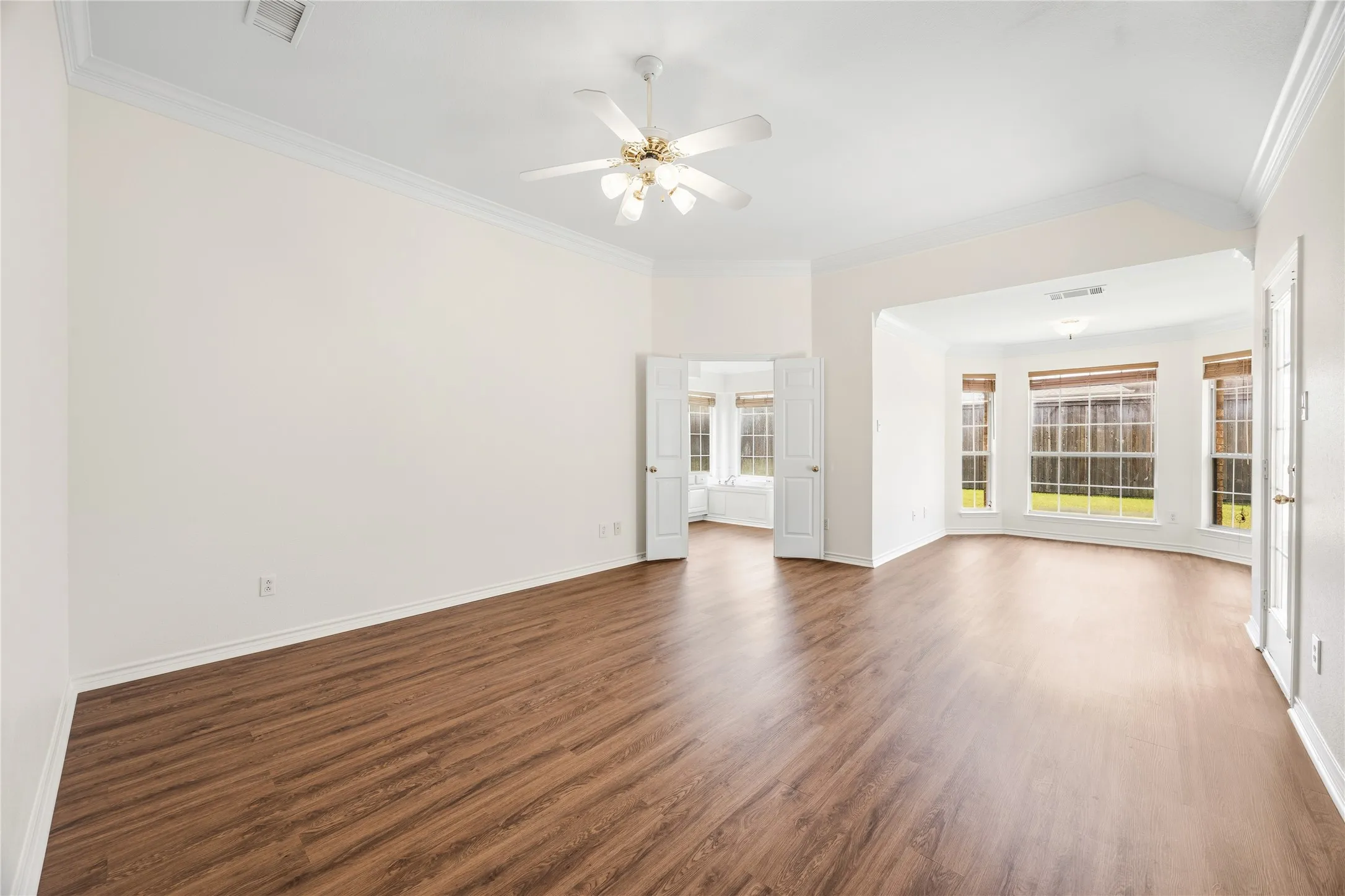 Single Family Residence For Sale in Collin County , 1500 Falmouth Drive, Plano, Texas 75025, 3 Bedrooms, 2 Bathrooms, 2 Garage spaces, 2,234 Sqft, built in 1995, Price $469,000, mls#21259304, Real Estate Agent in Plano, Homes For Sale in Collin county, Homes For Sale in Plano, Realtor in Plano Texas, Real Estate Brokerage Independent Realty Texas, Luminita Cordes Realtor
