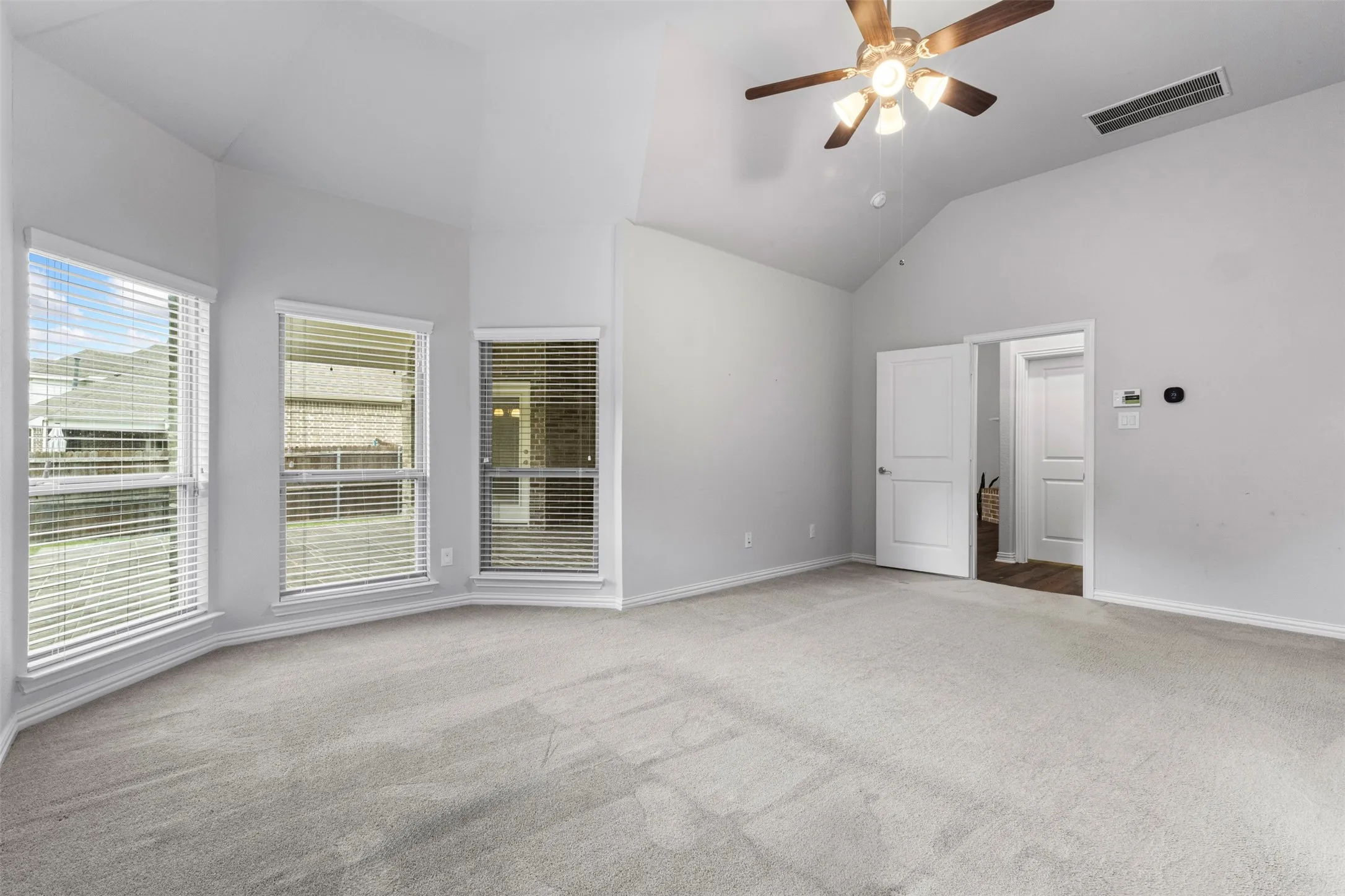 Single Family Residence For Sale in Collin County , 2410 Richland Chambers Court, Wylie, Texas 75098, 4 Bedroom, 2 Bathroom, 2 Garage spaces, 2,386 Sqft, built in 2018, mls#21276112, Real Estate Agent in Wylie, Homes For Sale in Collin county, Homes For Sale in Wylie, Realtor in Wylie Texas, Real Estate Brokerage Independent Realty Texas, Luminita Cordes Realtor