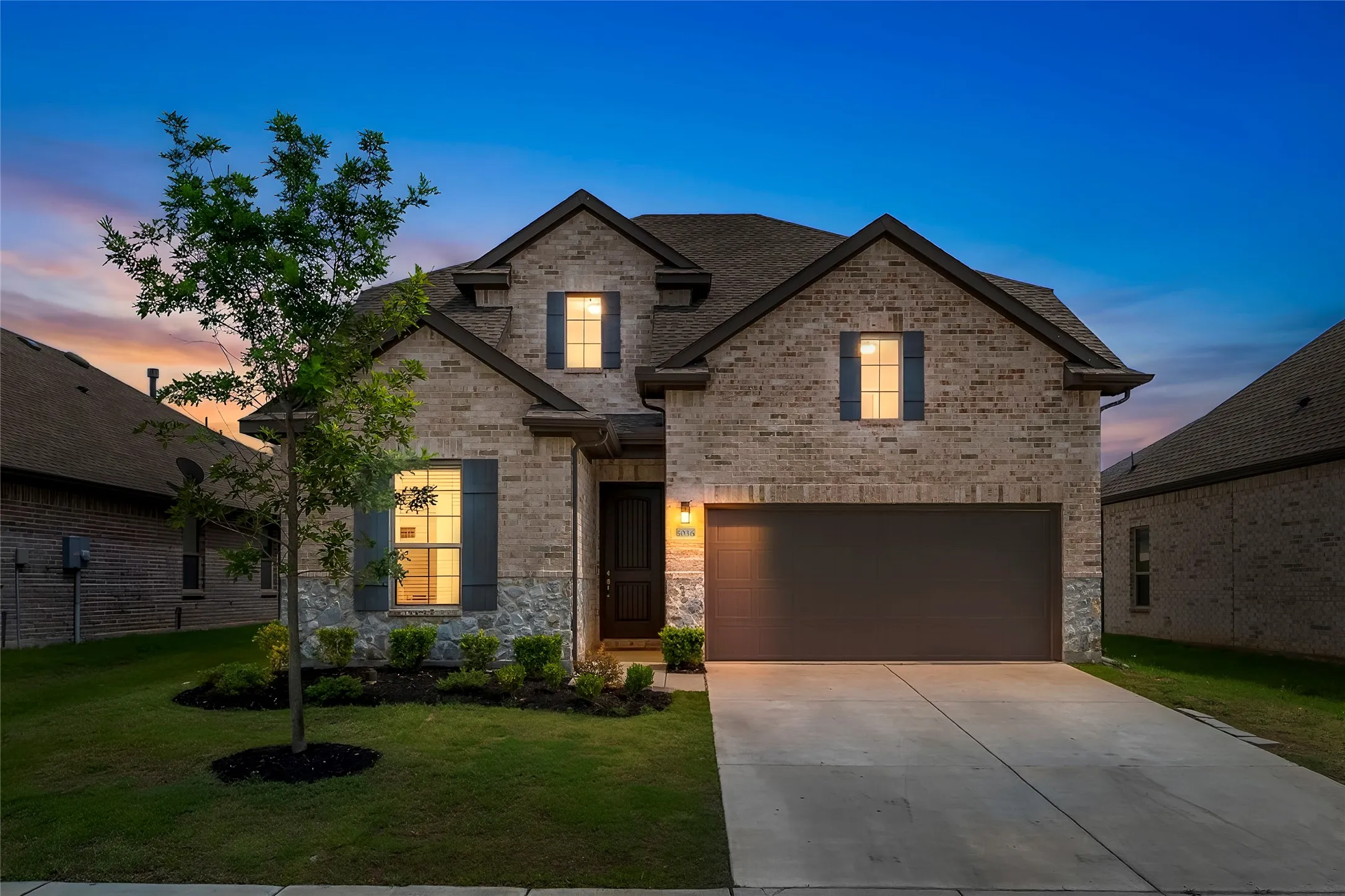 Single Family Residence For Sale in Rockwall County , 5036 Stream Turn Drive, Royse City, Texas 75189, 3 Bedroom, 3 Bathroom, 2 Garage spaces, 2,824 Sqft, built in 2022, mls#21277302, Real Estate Agent in Royse City, Homes For Sale in Rockwall county, Homes For Sale in Royse City, Realtor in Royse City Texas, Real Estate Brokerage Independent Realty Texas, Luminita Cordes Realtor