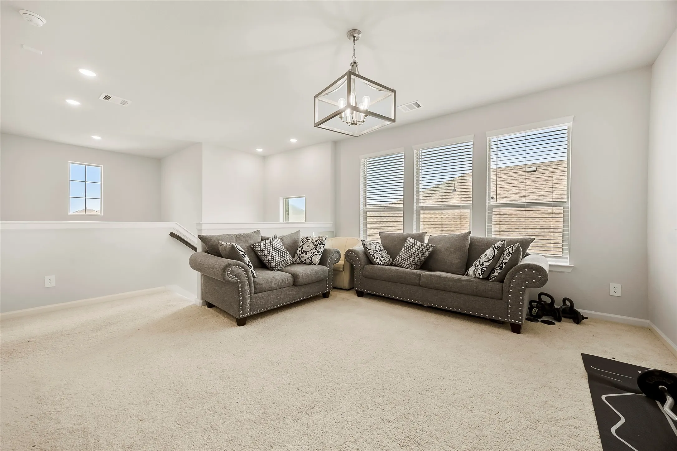 Single Family Residence For Sale in Rockwall County , 5036 Stream Turn Drive, Royse City, Texas 75189, 3 Bedroom, 3 Bathroom, 2 Garage spaces, 2,824 Sqft, built in 2022, mls#21277302, Real Estate Agent in Royse City, Homes For Sale in Rockwall county, Homes For Sale in Royse City, Realtor in Royse City Texas, Real Estate Brokerage Independent Realty Texas, Luminita Cordes Realtor