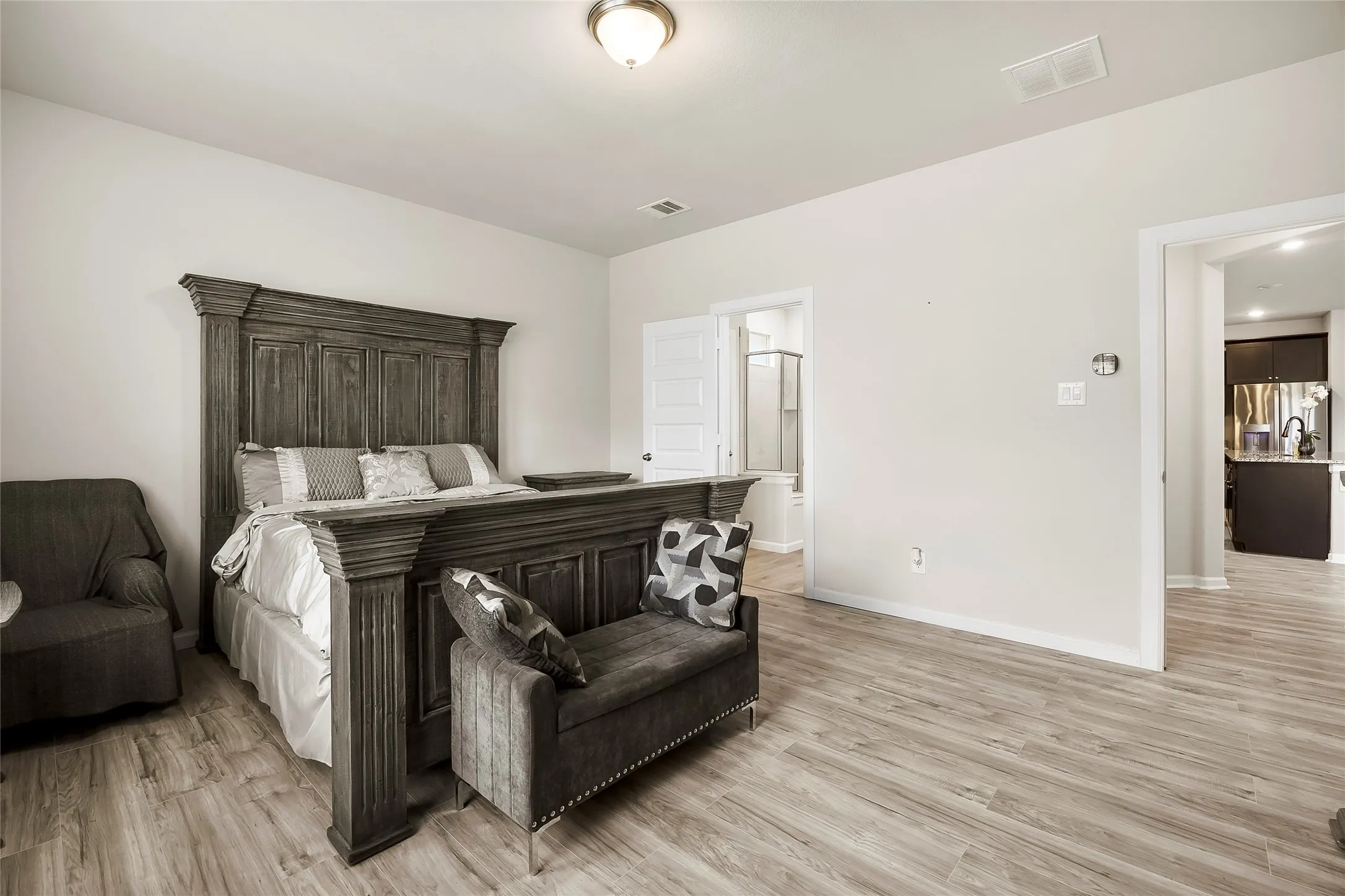 Single Family Residence For Sale in Rockwall County , 5036 Stream Turn Drive, Royse City, Texas 75189, 3 Bedroom, 3 Bathroom, 2 Garage spaces, 2,824 Sqft, built in 2022, mls#21277302, Real Estate Agent in Royse City, Homes For Sale in Rockwall county, Homes For Sale in Royse City, Realtor in Royse City Texas, Real Estate Brokerage Independent Realty Texas, Luminita Cordes Realtor