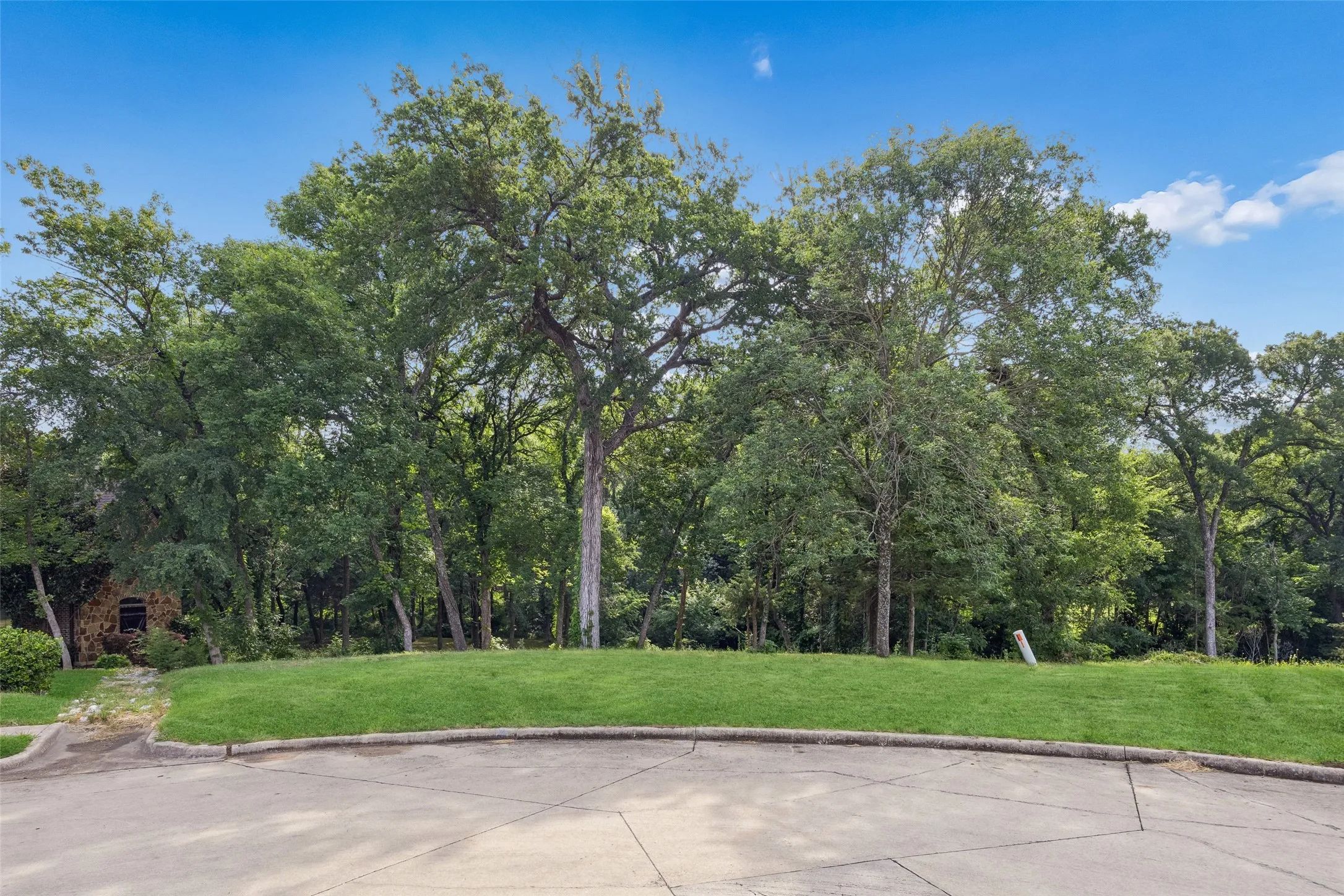 Improved Land For Sale in Ellis County , 1806 Sunset Crossing, Cedar Hill, Texas 75104, 0, 0, Garage spaces, 0 Sqft, built in 0, Price $175,000, mls#21276640, Real Estate Agent in Cedar Hill, Homes For Sale in Ellis county, Homes For Sale in Cedar Hill, Realtor in Cedar Hill Texas, Real Estate Brokerage Independent Realty Texas, Luminita Cordes Realtor