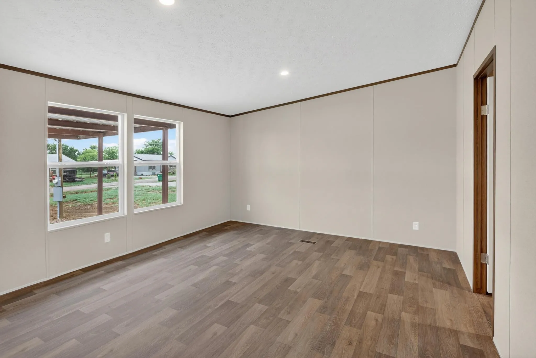Mobile Home For Sale in Wise County , 215 Overland Trail, Bridgeport, Texas 76426, 4 Bedroom, 2 Bathroom, Garage spaces, 1,475 Sqft, built in 2024, mls#21244430, Real Estate Agent in Bridgeport, Homes For Sale in Wise county, Homes For Sale in Bridgeport, Realtor in Bridgeport Texas, Real Estate Brokerage Independent Realty Texas, Luminita Cordes Realtor