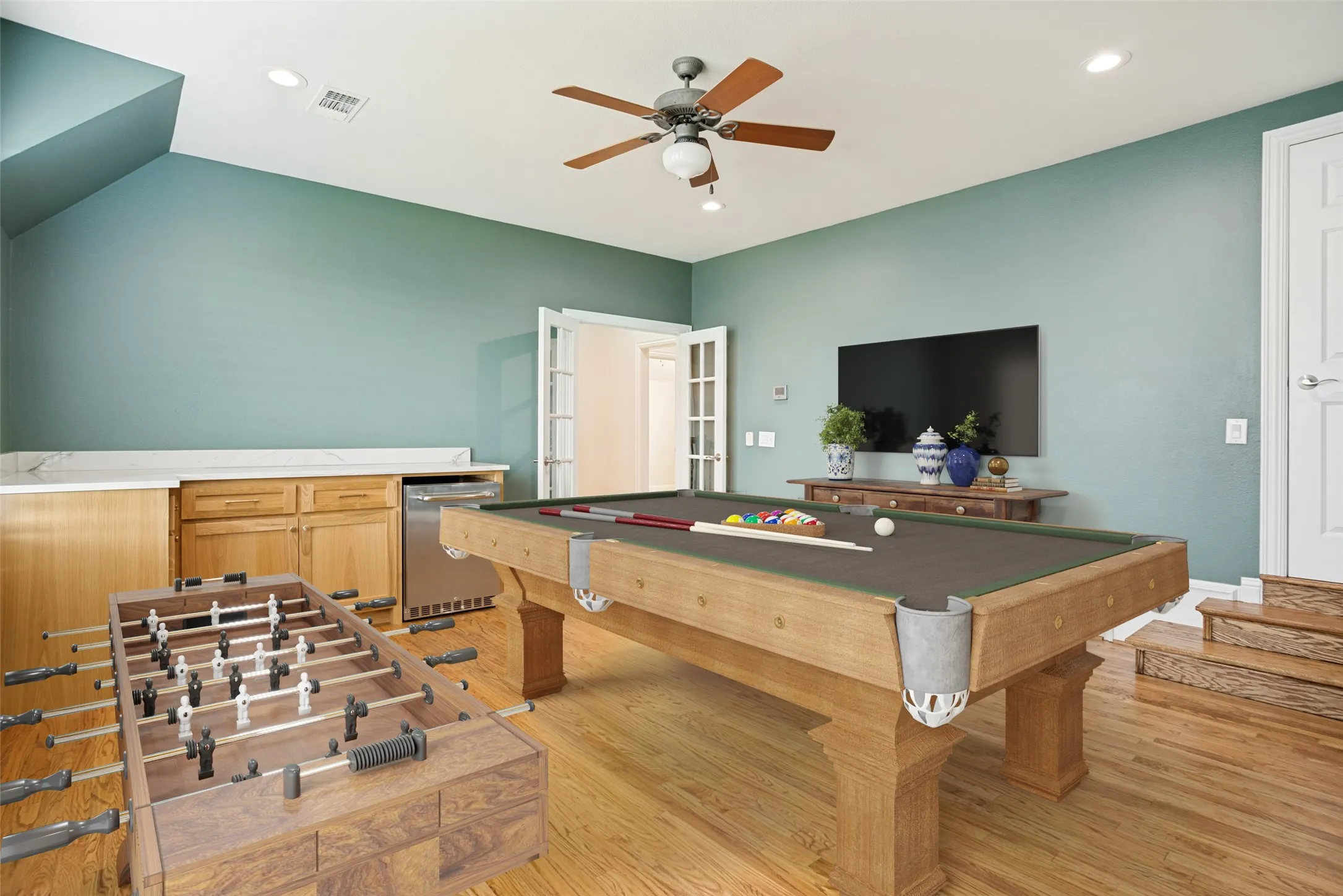 Single Family Residence For Sale in Denton County , 11733 Bent Creek Trail, Frisco, Texas 75033, 4 Bedroom, 4 Bathroom, 3 Garage spaces, 3,942 Sqft, built in 2002, mls#21278488, Real Estate Agent in Frisco, Homes For Sale in Denton county, Homes For Sale in Frisco, Realtor in Frisco Texas, Real Estate Brokerage Independent Realty Texas, Luminita Cordes Realtor