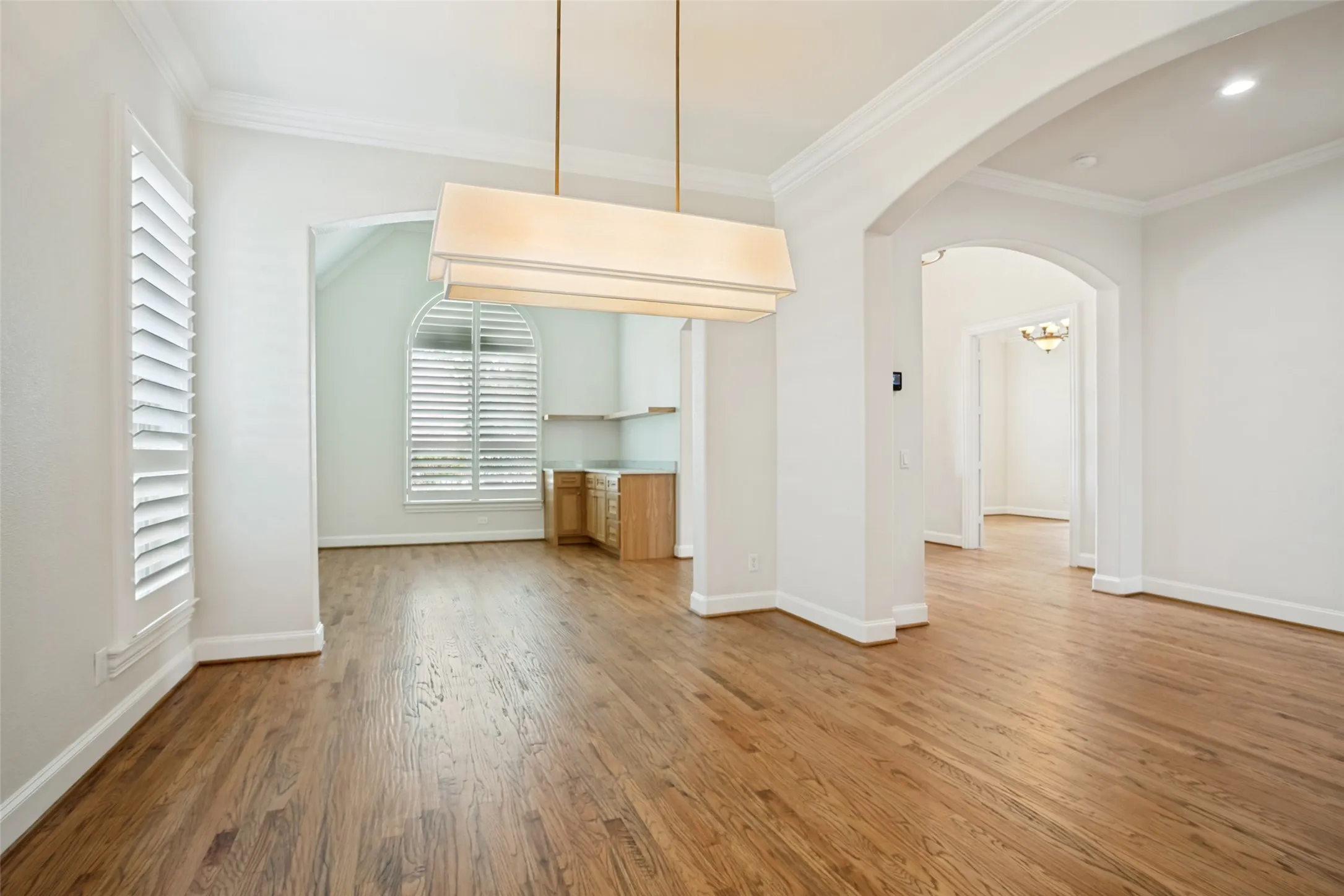 Single Family Residence For Sale in Denton County , 11733 Bent Creek Trail, Frisco, Texas 75033, 4 Bedroom, 4 Bathroom, 3 Garage spaces, 3,942 Sqft, built in 2002, mls#21278488, Real Estate Agent in Frisco, Homes For Sale in Denton county, Homes For Sale in Frisco, Realtor in Frisco Texas, Real Estate Brokerage Independent Realty Texas, Luminita Cordes Realtor