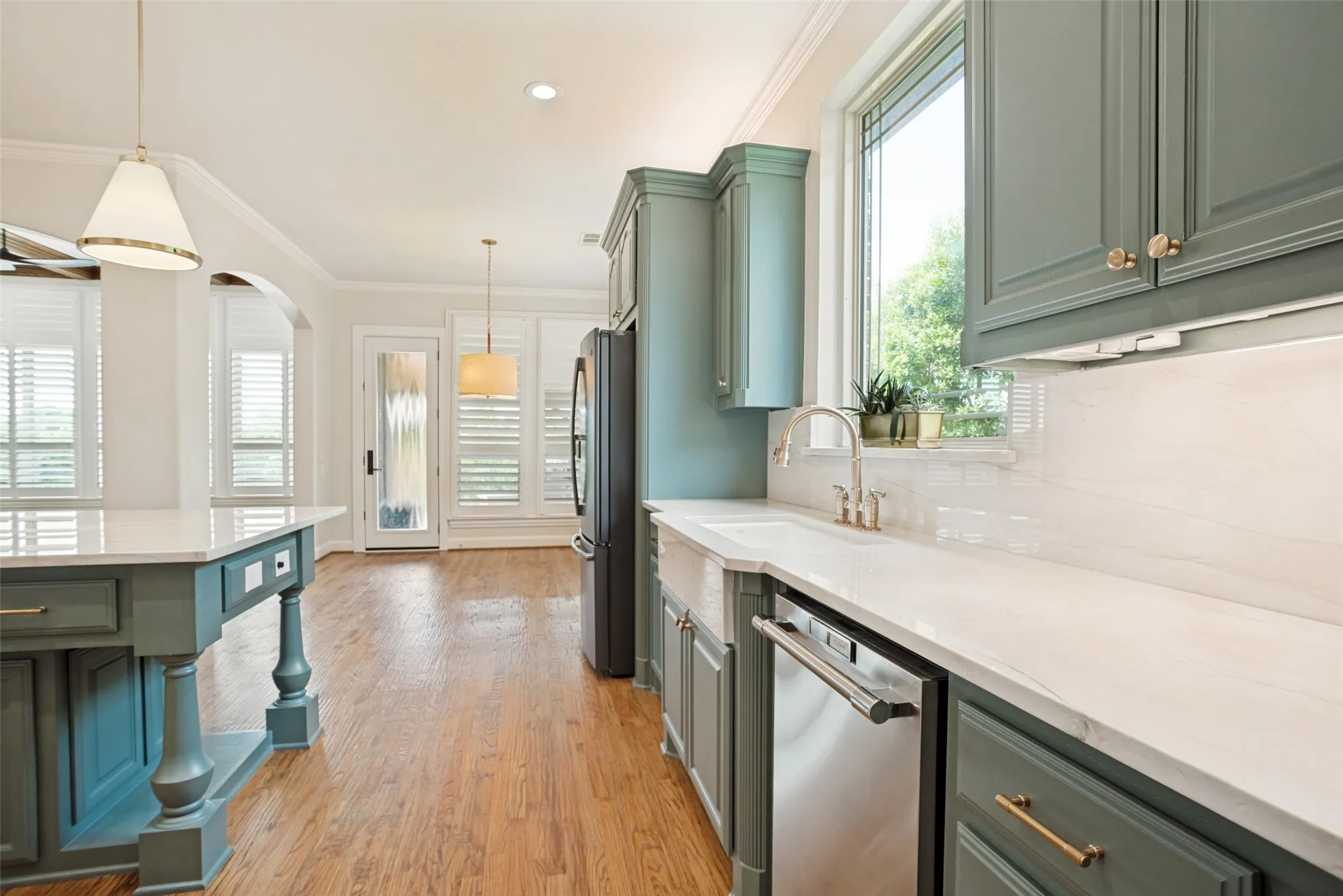 Single Family Residence For Sale in Denton County , 11733 Bent Creek Trail, Frisco, Texas 75033, 4 Bedroom, 4 Bathroom, 3 Garage spaces, 3,942 Sqft, built in 2002, mls#21278488, Real Estate Agent in Frisco, Homes For Sale in Denton county, Homes For Sale in Frisco, Realtor in Frisco Texas, Real Estate Brokerage Independent Realty Texas, Luminita Cordes Realtor