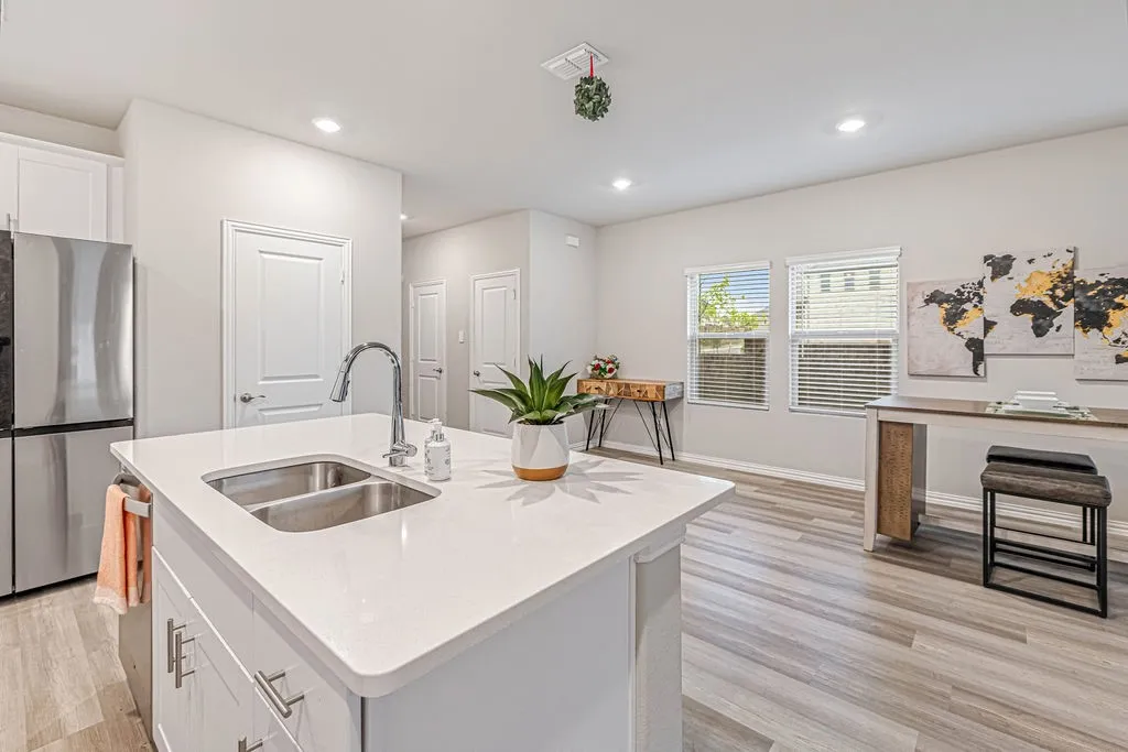 Single Family Residence For Sale in Collin County , 610 Melody Hill Drive, Princeton, Texas 75071, 4 Bedroom, 3 Bathroom, 2 Garage spaces, 2,359 Sqft, built in 2024, mls#21278193, Real Estate Agent in Princeton, Homes For Sale in Collin county, Homes For Sale in Princeton, Realtor in Princeton Texas, Real Estate Brokerage Independent Realty Texas, Luminita Cordes Realtor