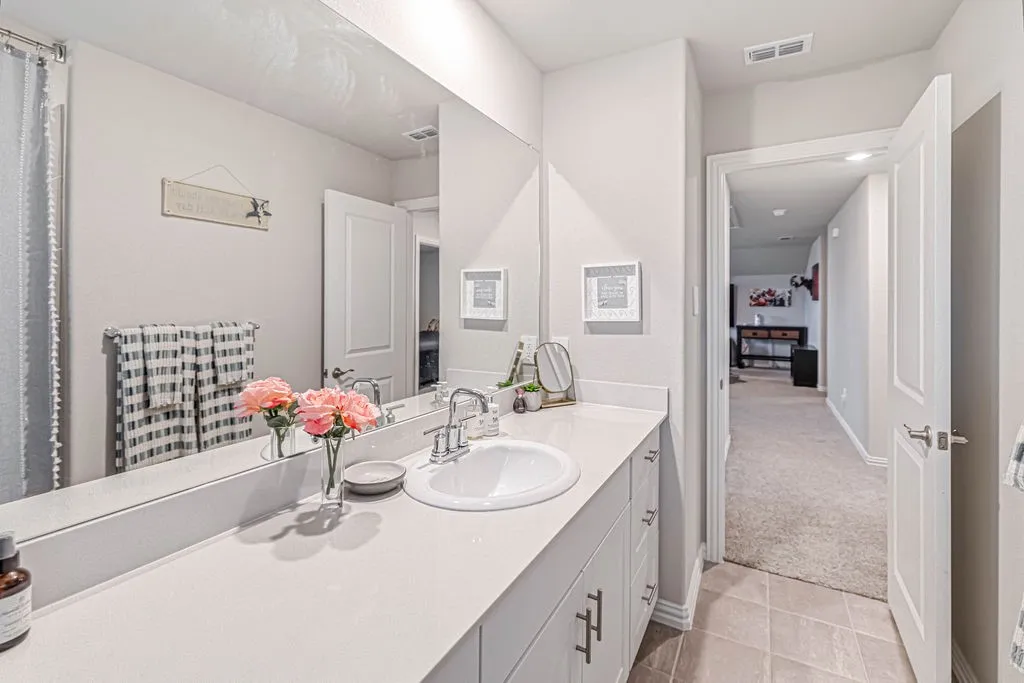 Single Family Residence For Sale in Collin County , 610 Melody Hill Drive, Princeton, Texas 75071, 4 Bedroom, 3 Bathroom, 2 Garage spaces, 2,359 Sqft, built in 2024, mls#21278193, Real Estate Agent in Princeton, Homes For Sale in Collin county, Homes For Sale in Princeton, Realtor in Princeton Texas, Real Estate Brokerage Independent Realty Texas, Luminita Cordes Realtor