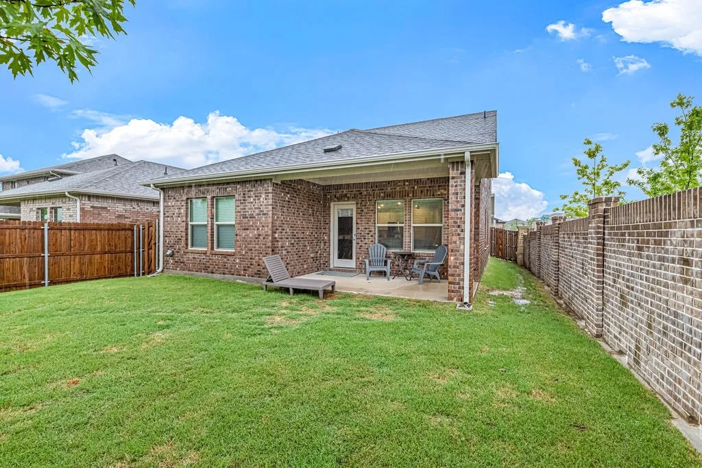 Single Family Residence For Sale in Collin County , 610 Melody Hill Drive, Princeton, Texas 75071, 4 Bedroom, 3 Bathroom, 2 Garage spaces, 2,359 Sqft, built in 2024, mls#21278193, Real Estate Agent in Princeton, Homes For Sale in Collin county, Homes For Sale in Princeton, Realtor in Princeton Texas, Real Estate Brokerage Independent Realty Texas, Luminita Cordes Realtor