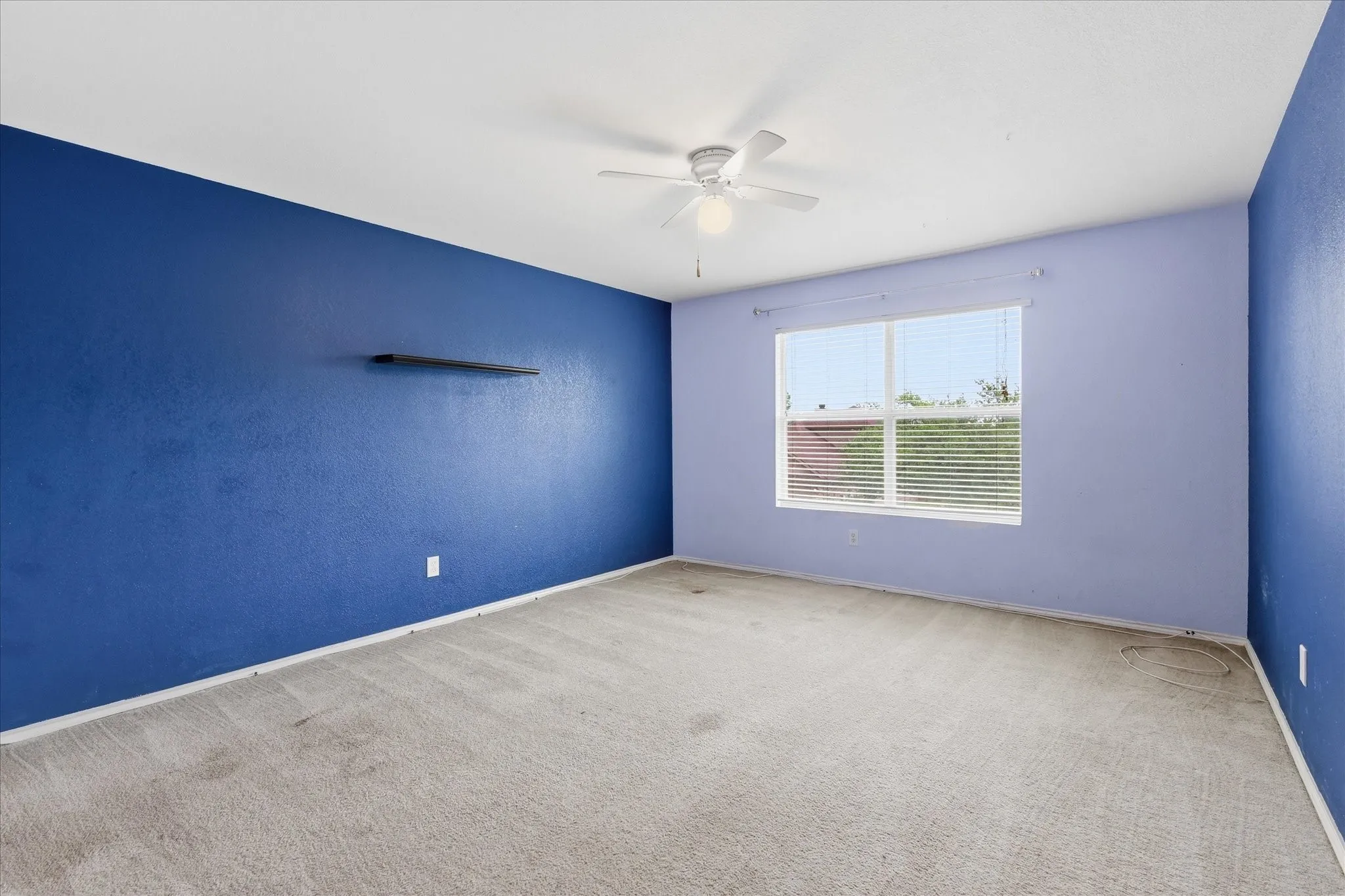 Single Family Residence For Sale in Tarrant County , 4957 Thorn Hollow Drive, Fort Worth, Texas 76244, 3 Bedroom, 3 Bathroom, 2 Garage spaces, 2,956 Sqft, built in 2004, mls#21277371, Real Estate Agent in Fort Worth, Homes For Sale in Tarrant county, Homes For Sale in Fort Worth, Realtor in Fort Worth Texas, Real Estate Brokerage Independent Realty Texas, Luminita Cordes Realtor
