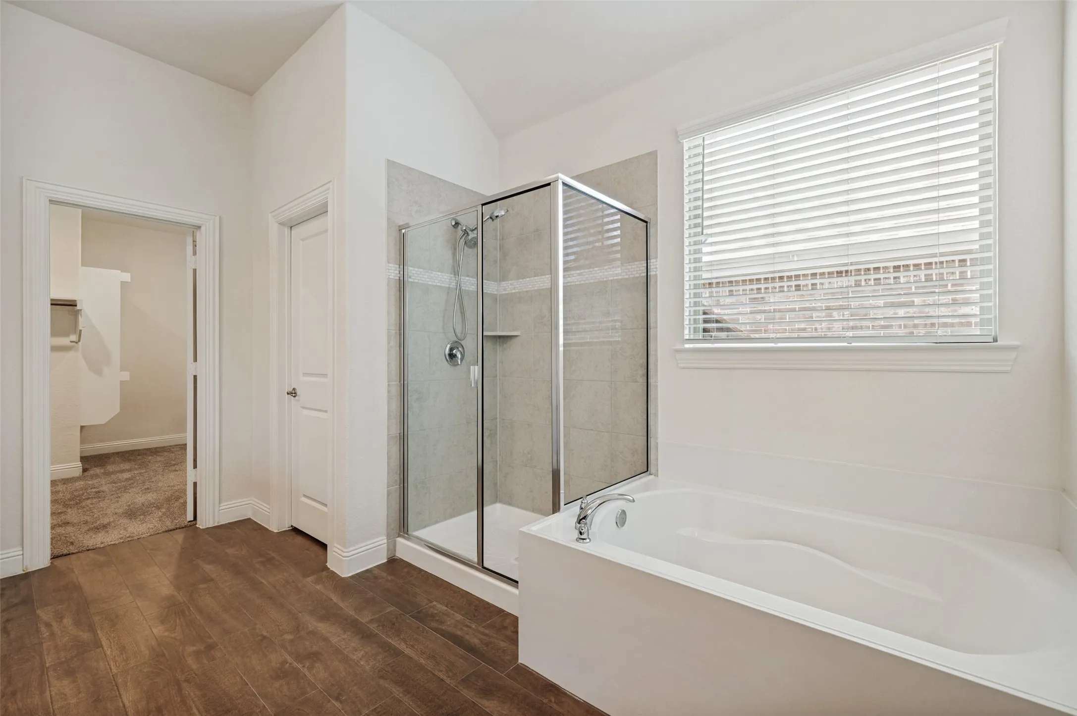 Single Family Residence For Sale in Collin County , 2929 Crossbow Lane, Celina, Texas 75009, 4 Bedroom, 3 Bathroom, 3 Garage spaces, 2,825 Sqft, built in 2019, mls#21273415, Real Estate Agent in Celina, Homes For Sale in Collin county, Homes For Sale in Celina, Realtor in Celina Texas, Real Estate Brokerage Independent Realty Texas, Luminita Cordes Realtor