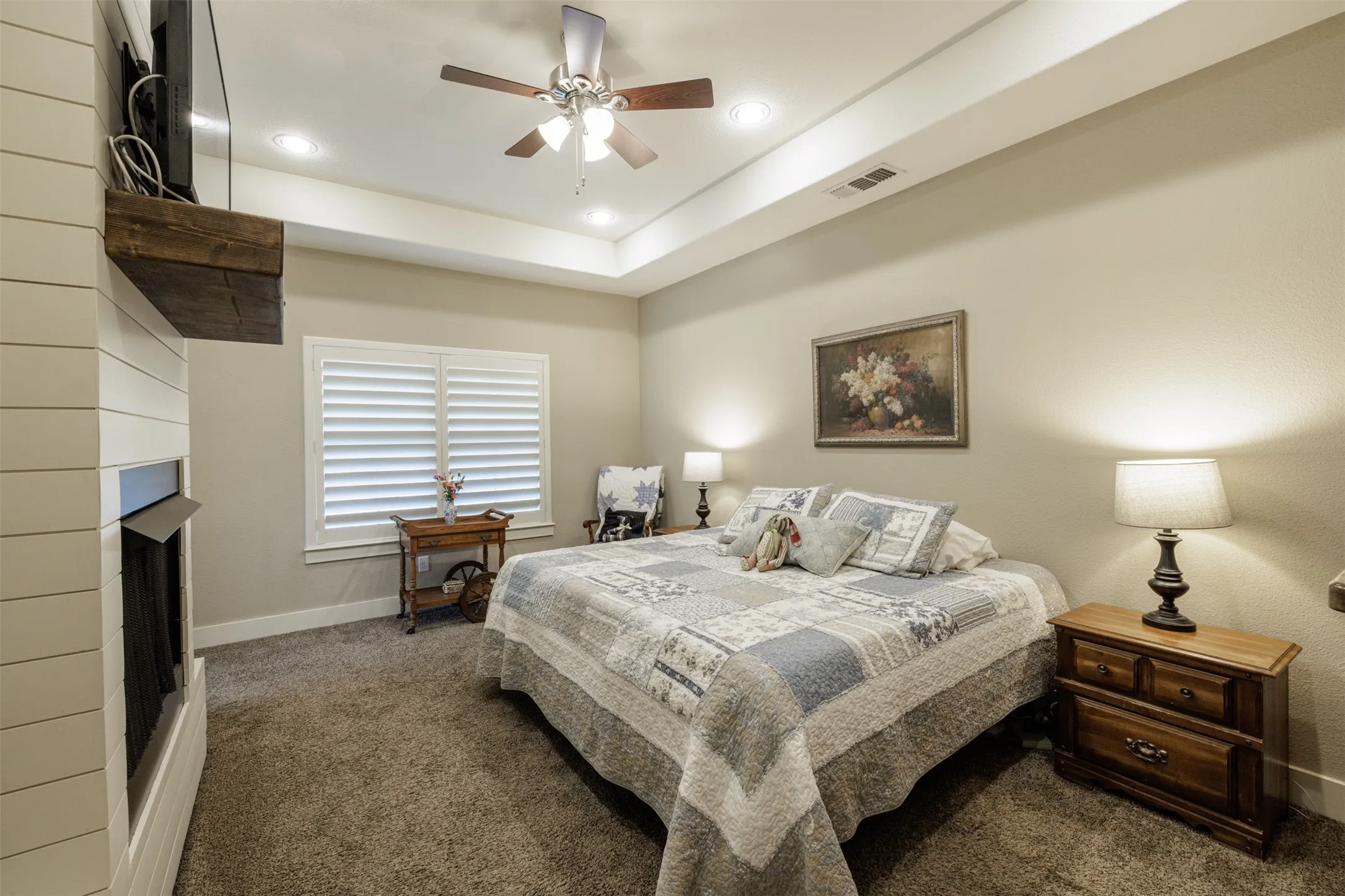 Single Family Residence For Sale in Hunt County , 5775 Fm 2947, Quinlan, Texas 75474, 4 Bedroom, 3 Bathroom, Garage spaces, 2,088 Sqft, built in 2020, mls#21272548, Real Estate Agent in Quinlan, Homes For Sale in Hunt county, Homes For Sale in Quinlan, Realtor in Quinlan Texas, Real Estate Brokerage Independent Realty Texas, Luminita Cordes Realtor