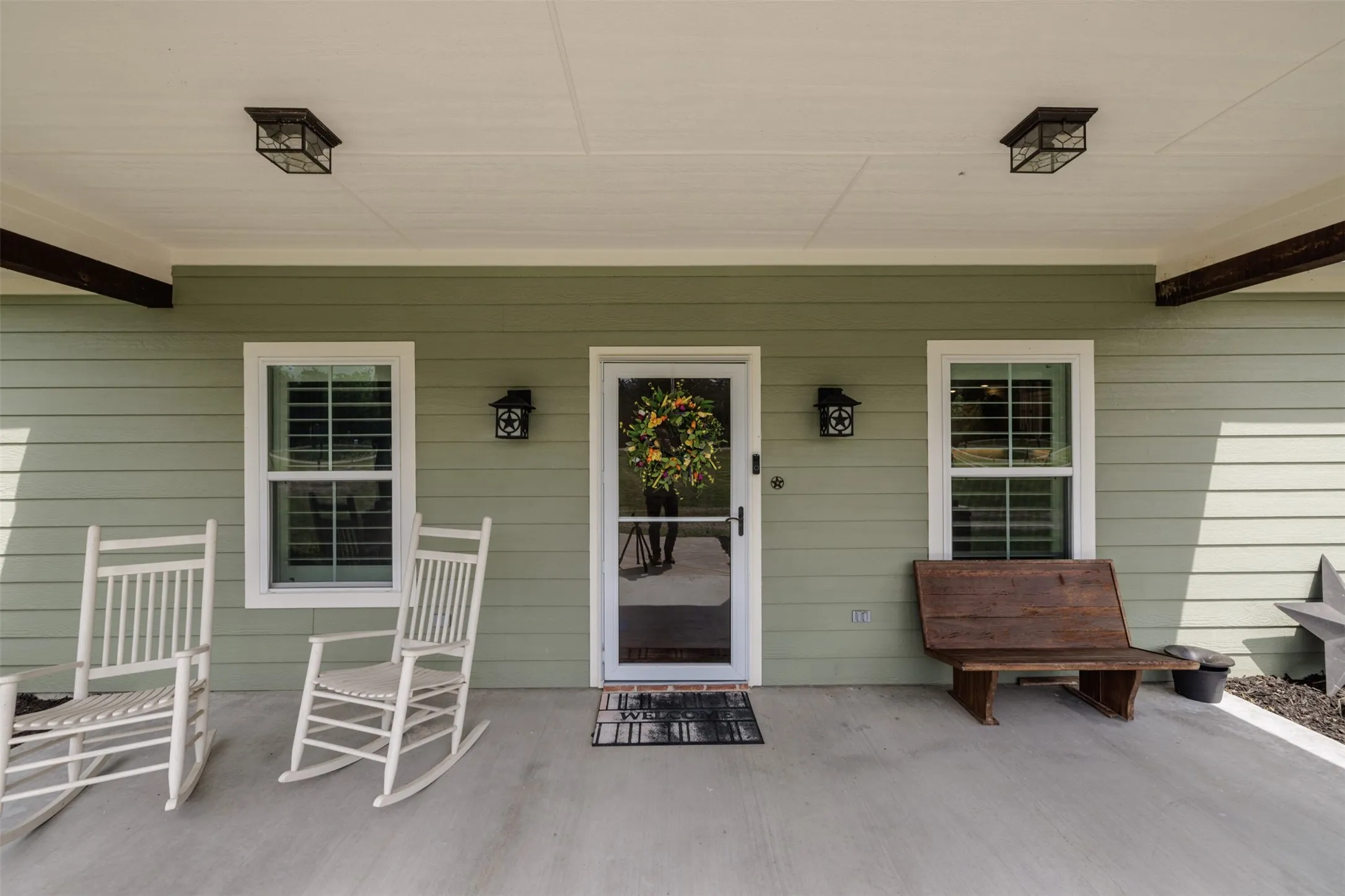 Single Family Residence For Sale in Hunt County , 5775 Fm 2947, Quinlan, Texas 75474, 4 Bedroom, 3 Bathroom, Garage spaces, 2,088 Sqft, built in 2020, mls#21272548, Real Estate Agent in Quinlan, Homes For Sale in Hunt county, Homes For Sale in Quinlan, Realtor in Quinlan Texas, Real Estate Brokerage Independent Realty Texas, Luminita Cordes Realtor