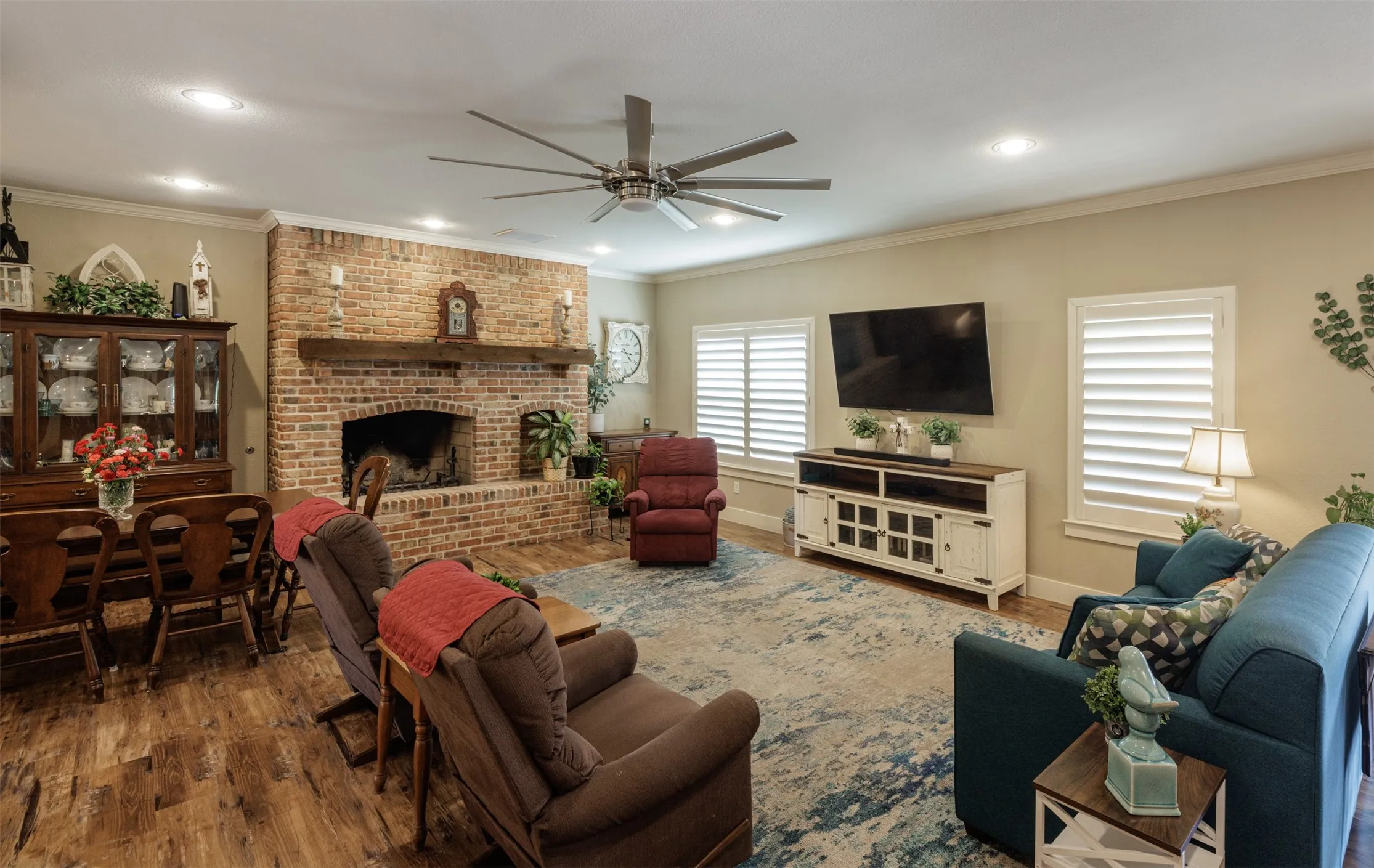 Single Family Residence For Sale in Hunt County , 5775 Fm 2947, Quinlan, Texas 75474, 4 Bedroom, 3 Bathroom, Garage spaces, 2,088 Sqft, built in 2020, mls#21272548, Real Estate Agent in Quinlan, Homes For Sale in Hunt county, Homes For Sale in Quinlan, Realtor in Quinlan Texas, Real Estate Brokerage Independent Realty Texas, Luminita Cordes Realtor