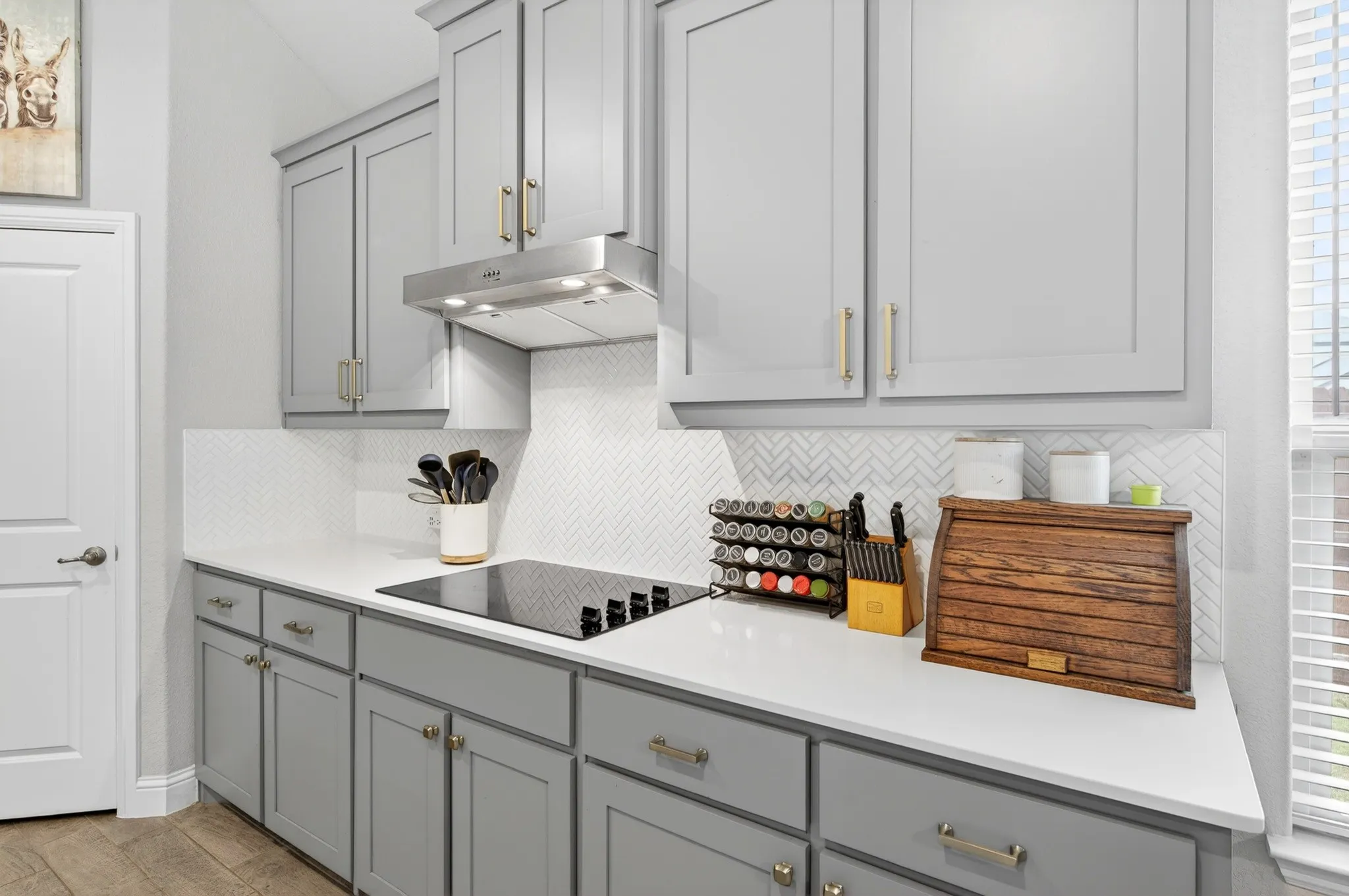 Single Family Residence For Sale in Ellis County , 829 Poppie Lane, Midlothian, Texas 76065, 4 Bedroom, 2 Bathroom, 3 Garage spaces, 2,272 Sqft, built in 2023, mls#21274398, Real Estate Agent in Midlothian, Homes For Sale in Ellis county, Homes For Sale in Midlothian, Realtor in Midlothian Texas, Real Estate Brokerage Independent Realty Texas, Luminita Cordes Realtor