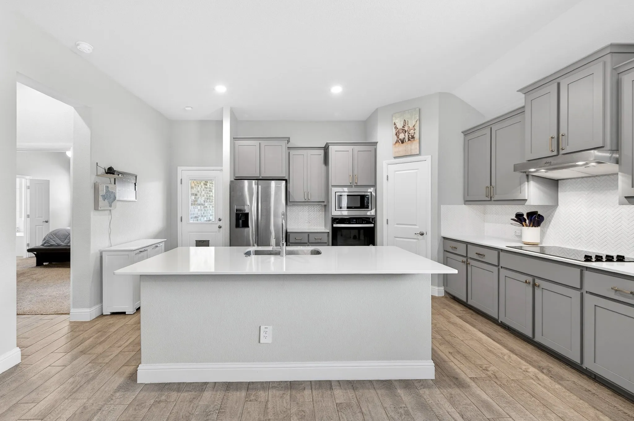 Single Family Residence For Sale in Ellis County , 829 Poppie Lane, Midlothian, Texas 76065, 4 Bedroom, 2 Bathroom, 3 Garage spaces, 2,272 Sqft, built in 2023, mls#21274398, Real Estate Agent in Midlothian, Homes For Sale in Ellis county, Homes For Sale in Midlothian, Realtor in Midlothian Texas, Real Estate Brokerage Independent Realty Texas, Luminita Cordes Realtor