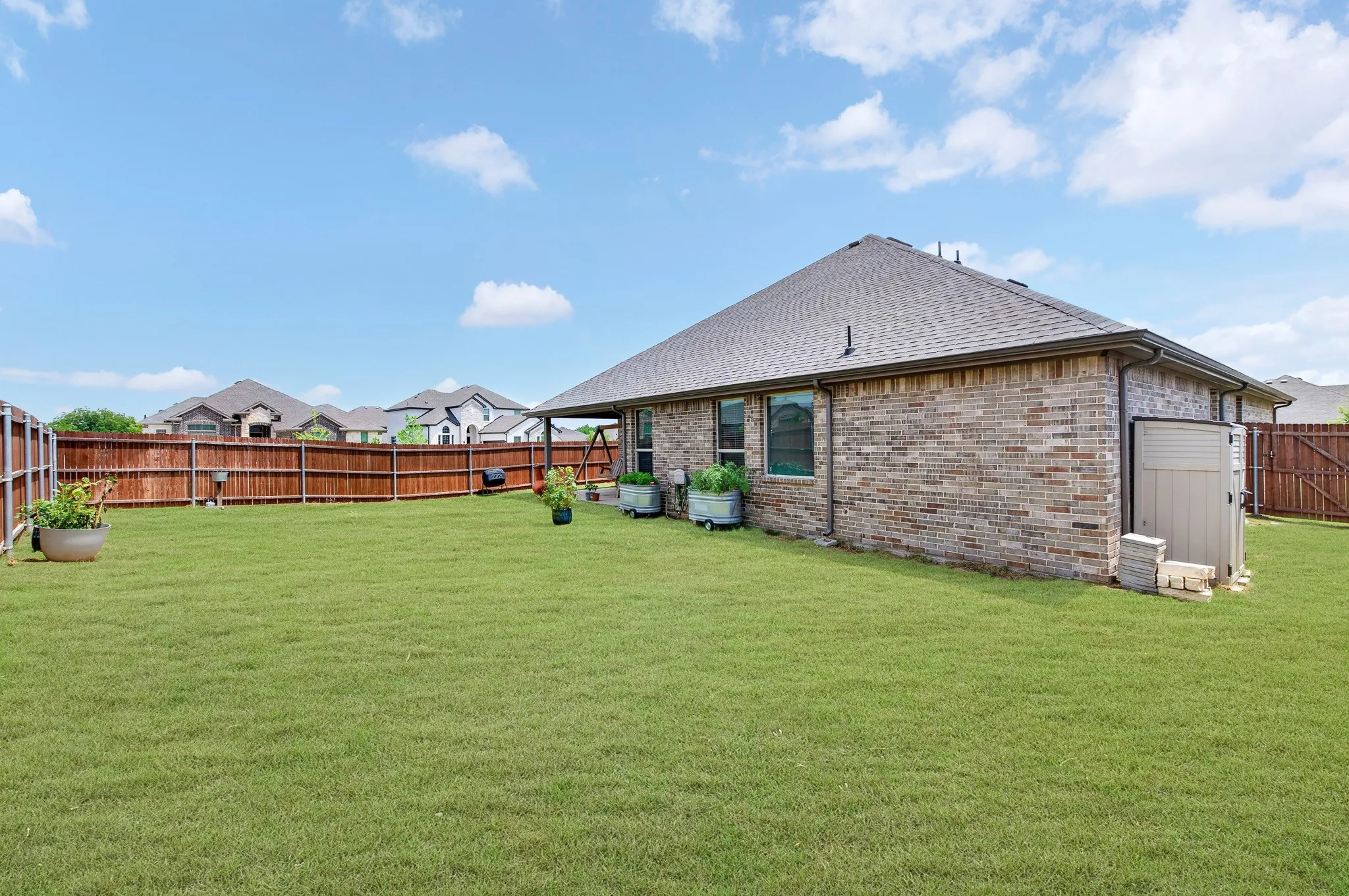 Single Family Residence For Sale in Ellis County , 829 Poppie Lane, Midlothian, Texas 76065, 4 Bedroom, 2 Bathroom, 3 Garage spaces, 2,272 Sqft, built in 2023, mls#21274398, Real Estate Agent in Midlothian, Homes For Sale in Ellis county, Homes For Sale in Midlothian, Realtor in Midlothian Texas, Real Estate Brokerage Independent Realty Texas, Luminita Cordes Realtor