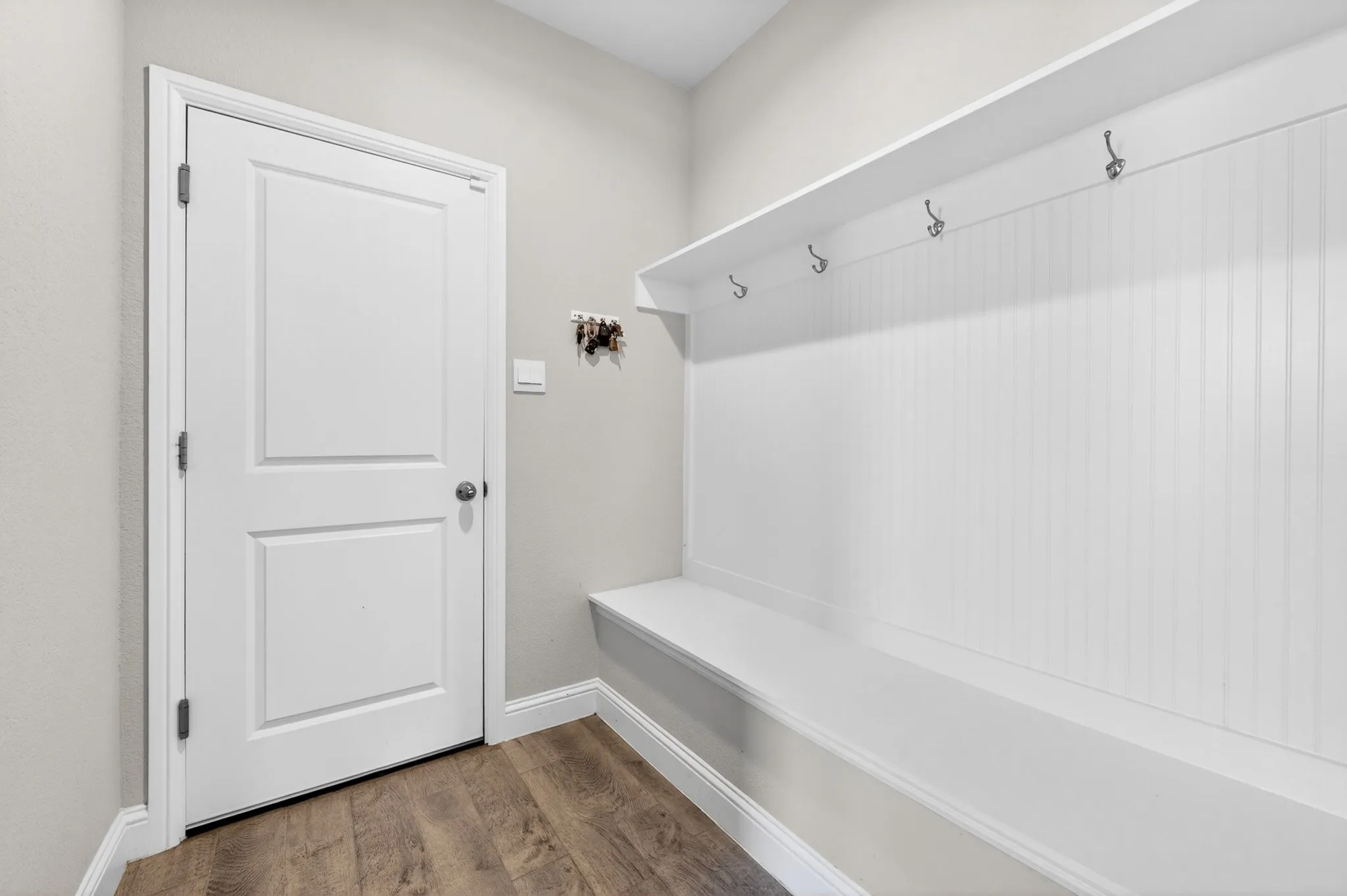 Single Family Residence For Sale in Ellis County , 829 Poppie Lane, Midlothian, Texas 76065, 4 Bedroom, 2 Bathroom, 3 Garage spaces, 2,272 Sqft, built in 2023, mls#21274398, Real Estate Agent in Midlothian, Homes For Sale in Ellis county, Homes For Sale in Midlothian, Realtor in Midlothian Texas, Real Estate Brokerage Independent Realty Texas, Luminita Cordes Realtor