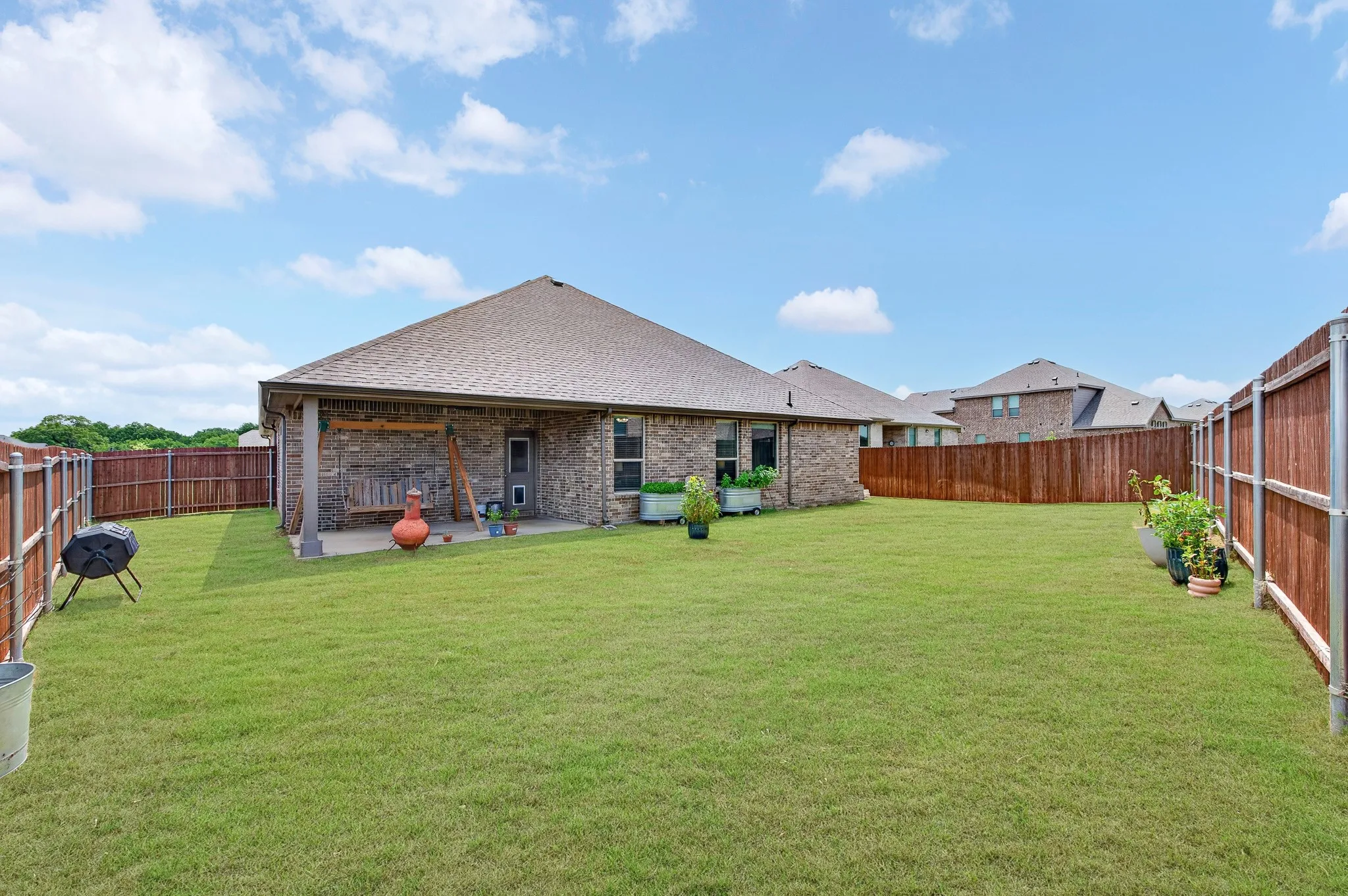 Single Family Residence For Sale in Ellis County , 829 Poppie Lane, Midlothian, Texas 76065, 4 Bedroom, 2 Bathroom, 3 Garage spaces, 2,272 Sqft, built in 2023, mls#21274398, Real Estate Agent in Midlothian, Homes For Sale in Ellis county, Homes For Sale in Midlothian, Realtor in Midlothian Texas, Real Estate Brokerage Independent Realty Texas, Luminita Cordes Realtor