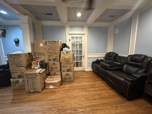 Single Family Residence For Sale in Tarrant County , 3620 Meadowbrook Dr, Fort Worth, Texas 75103, 2 Bedrooms, 2 Bathrooms, Garage spaces, 1,400 Sqft, built in 1927, Price $250,000, mls#21278532, Real Estate Agent in Fort Worth, Homes For Sale in Tarrant county, Homes For Sale in Fort Worth, Realtor in Fort Worth Texas, Real Estate Brokerage Independent Realty Texas, Luminita Cordes Realtor