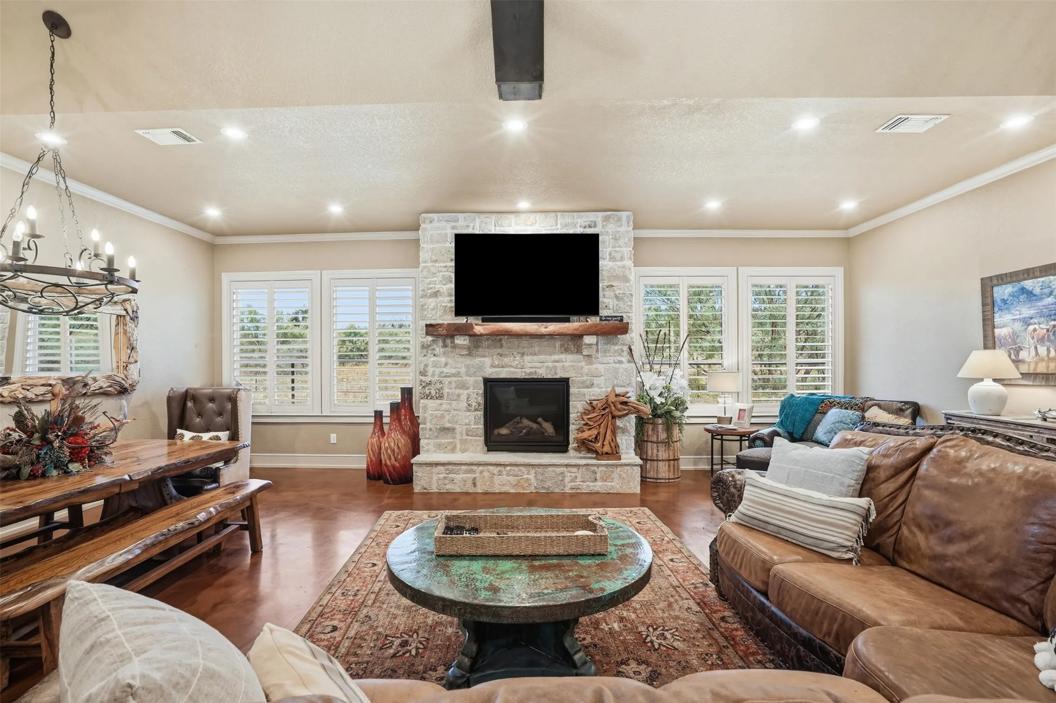 Single Family Residence For Sale in Palo Pinto County , 1083 Antler Drive, Strawn, Texas 76475, 5 Bedrooms, 5 Bathrooms, 8 Garage spaces, 4,686 Sqft, built in 2016, Price $2,650,000, mls#21274348, Real Estate Agent in Strawn, Homes For Sale in Palo Pinto county, Homes For Sale in Strawn, Realtor in Strawn Texas, Real Estate Brokerage Independent Realty Texas, Luminita Cordes Realtor