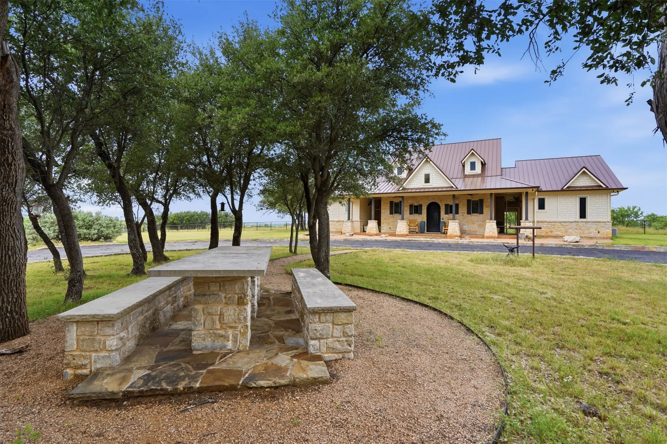 Single Family Residence For Sale in Palo Pinto County , 1083 Antler Drive, Strawn, Texas 76475, 5 Bedrooms, 5 Bathrooms, 8 Garage spaces, 4,686 Sqft, built in 2016, Price $2,650,000, mls#21274348, Real Estate Agent in Strawn, Homes For Sale in Palo Pinto county, Homes For Sale in Strawn, Realtor in Strawn Texas, Real Estate Brokerage Independent Realty Texas, Luminita Cordes Realtor