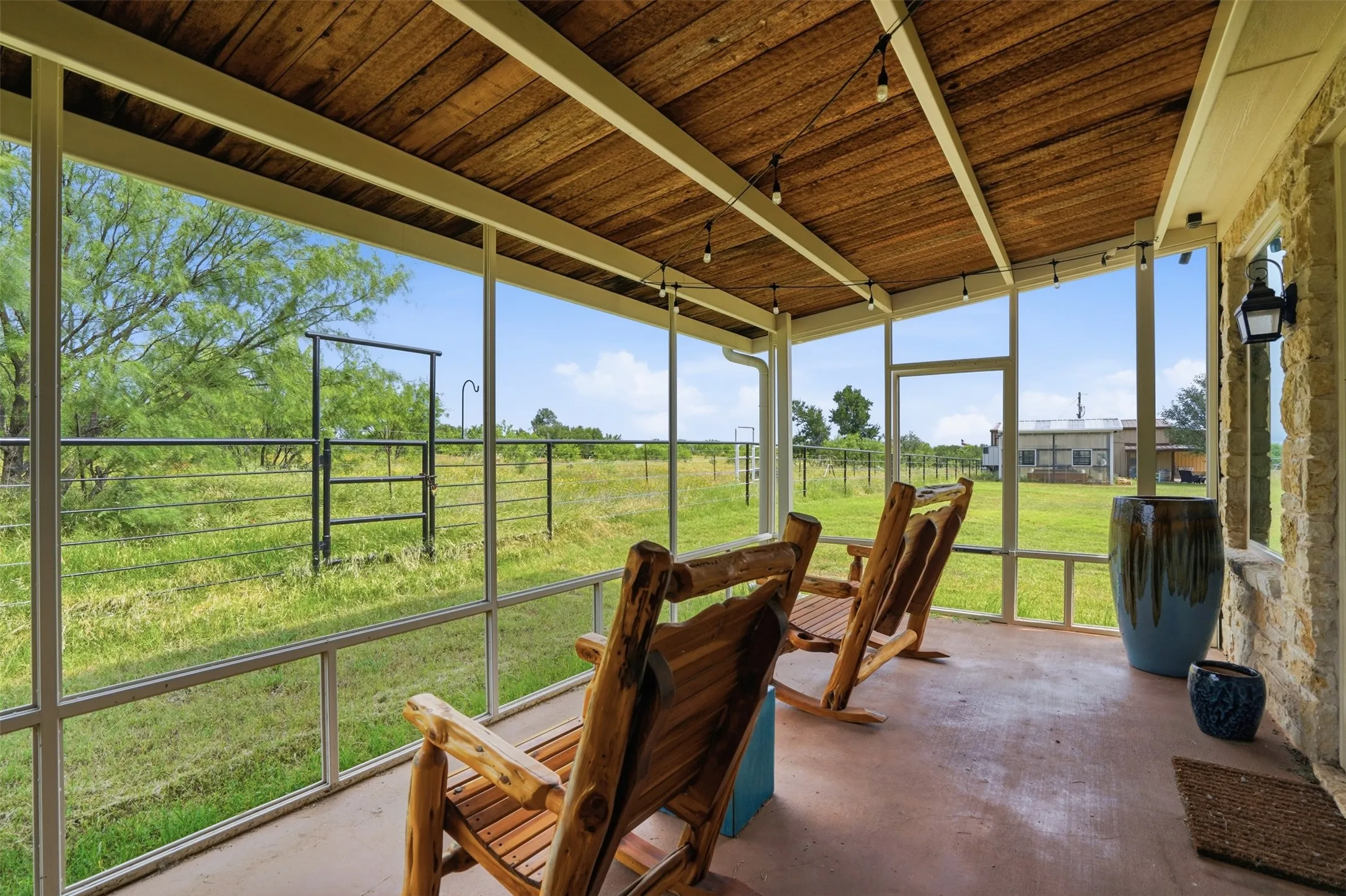 Single Family Residence For Sale in Palo Pinto County , 1083 Antler Drive, Strawn, Texas 76475, 5 Bedrooms, 5 Bathrooms, 8 Garage spaces, 4,686 Sqft, built in 2016, Price $2,650,000, mls#21274348, Real Estate Agent in Strawn, Homes For Sale in Palo Pinto county, Homes For Sale in Strawn, Realtor in Strawn Texas, Real Estate Brokerage Independent Realty Texas, Luminita Cordes Realtor