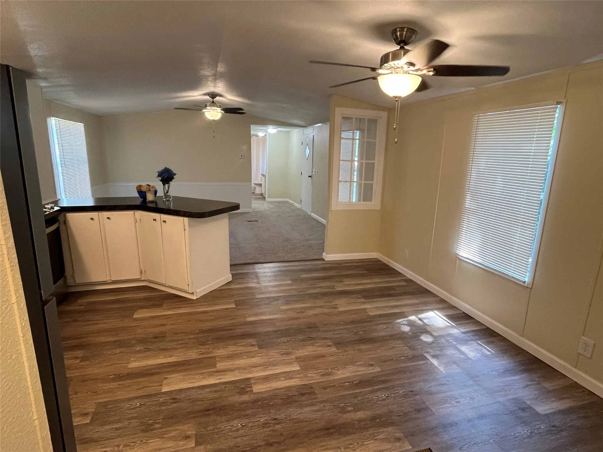 Mobile Home For Sale in Henderson County , 510 Williams Street, Athens, Texas 75751, 2 Bedrooms, 2 Bathrooms, Garage spaces, 1,056 Sqft, built in 1994, Price $124,500, mls#21278540, Real Estate Agent in Athens, Homes For Sale in Henderson county, Homes For Sale in Athens, Realtor in Athens Texas, Real Estate Brokerage Independent Realty Texas, Luminita Cordes Realtor