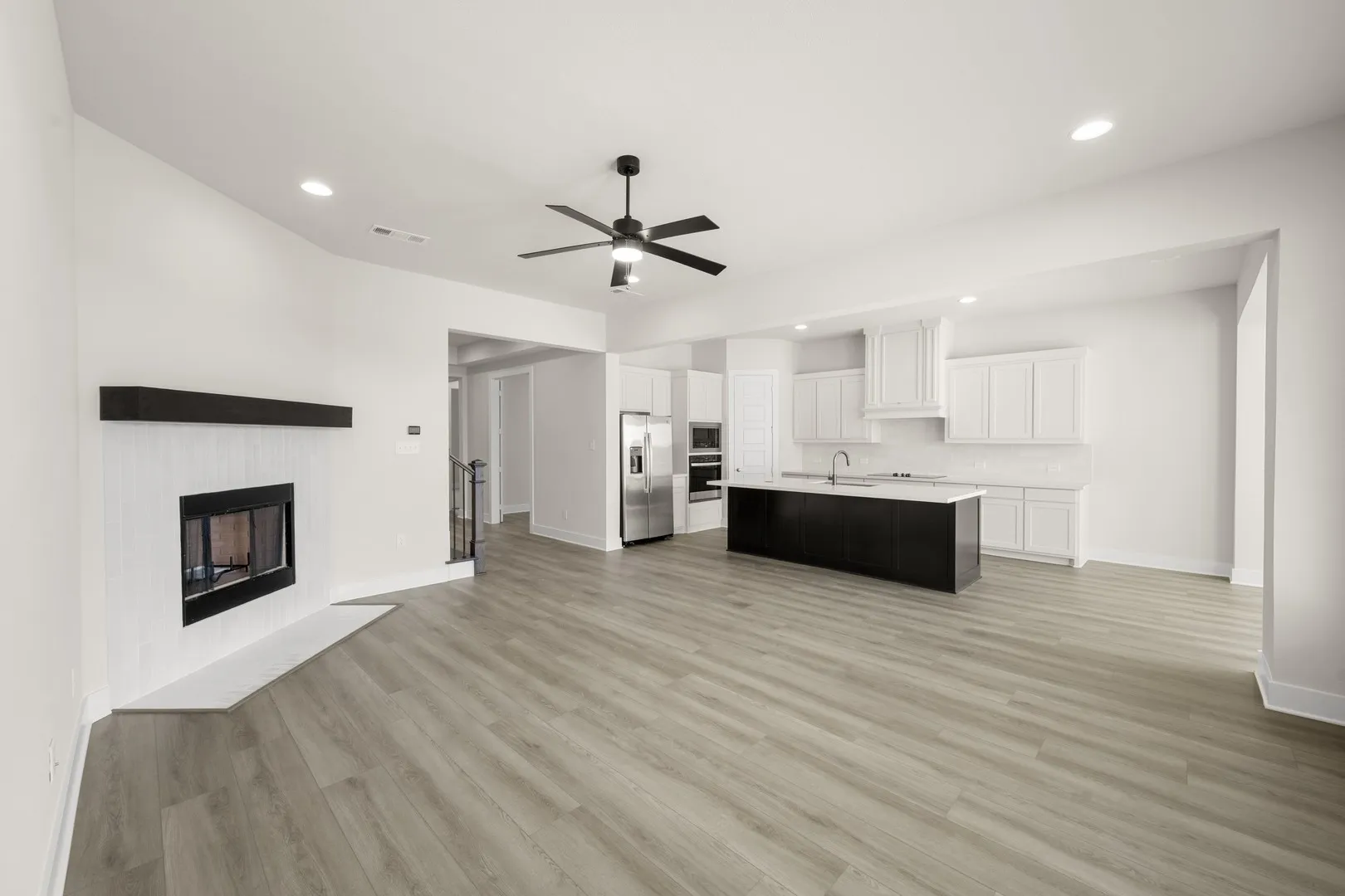 Single Family Residence For Sale in Ellis County , 490 Red Maple Road, Waxahachie, Texas 75165, 4 Bedroom, 3 Bathroom, 2 Garage spaces, 2,837 Sqft, built in 2025, mls#21278304, Real Estate Agent in Waxahachie, Homes For Sale in Ellis county, Homes For Sale in Waxahachie, Realtor in Waxahachie Texas, Real Estate Brokerage Independent Realty Texas, Luminita Cordes Realtor