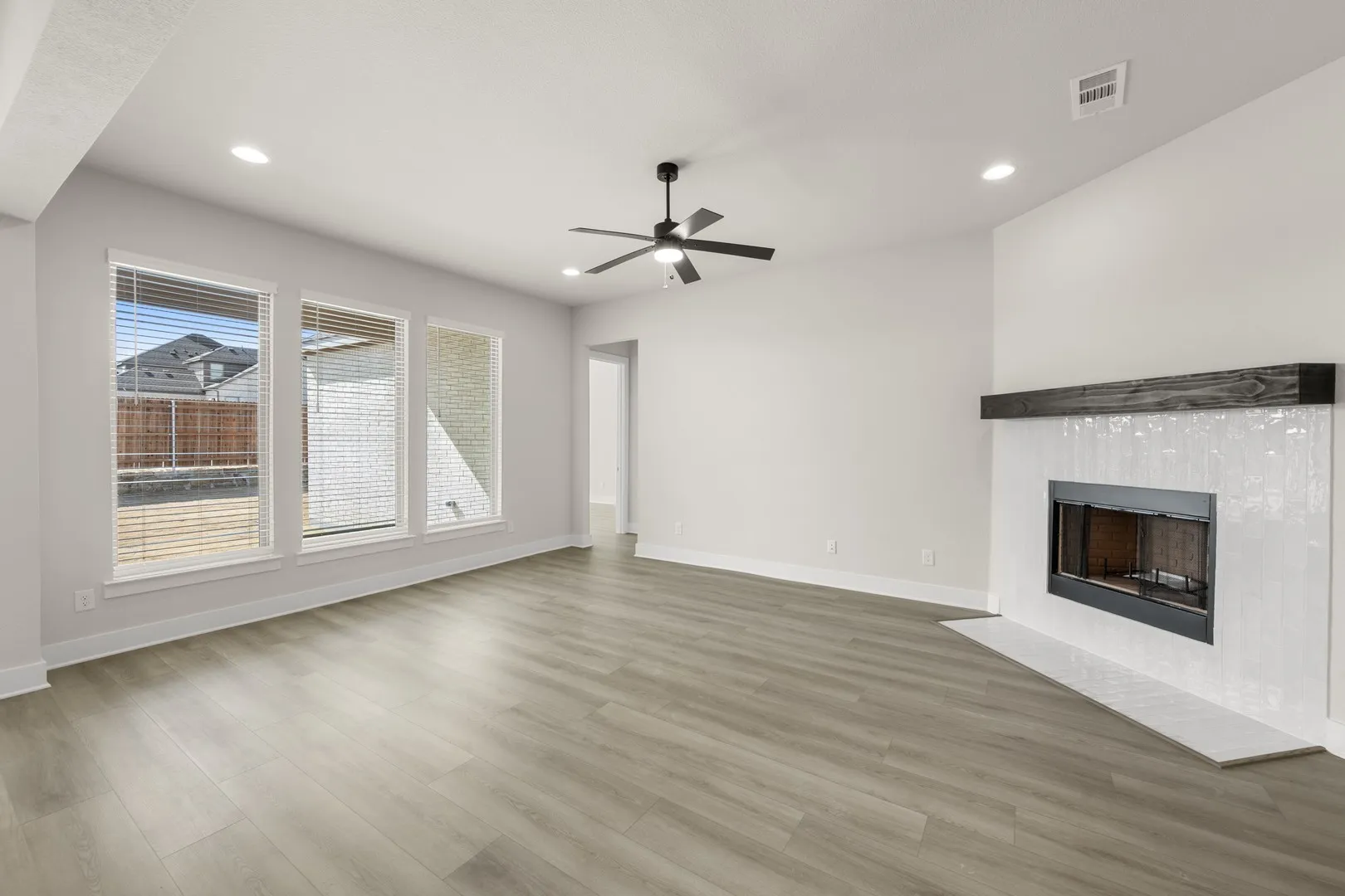 Single Family Residence For Sale in Ellis County , 490 Red Maple Road, Waxahachie, Texas 75165, 4 Bedroom, 3 Bathroom, 2 Garage spaces, 2,837 Sqft, built in 2025, mls#21278304, Real Estate Agent in Waxahachie, Homes For Sale in Ellis county, Homes For Sale in Waxahachie, Realtor in Waxahachie Texas, Real Estate Brokerage Independent Realty Texas, Luminita Cordes Realtor