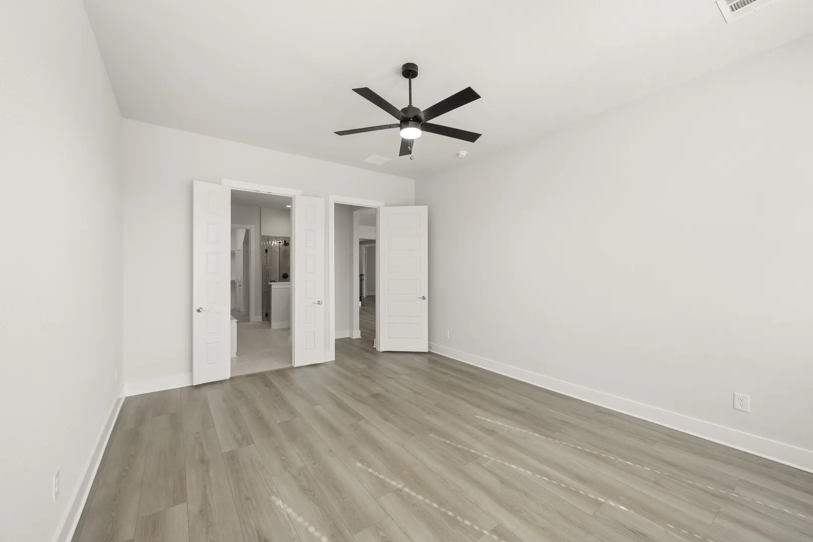 Single Family Residence For Sale in Ellis County , 490 Red Maple Road, Waxahachie, Texas 75165, 4 Bedroom, 3 Bathroom, 2 Garage spaces, 2,837 Sqft, built in 2025, mls#21278304, Real Estate Agent in Waxahachie, Homes For Sale in Ellis county, Homes For Sale in Waxahachie, Realtor in Waxahachie Texas, Real Estate Brokerage Independent Realty Texas, Luminita Cordes Realtor